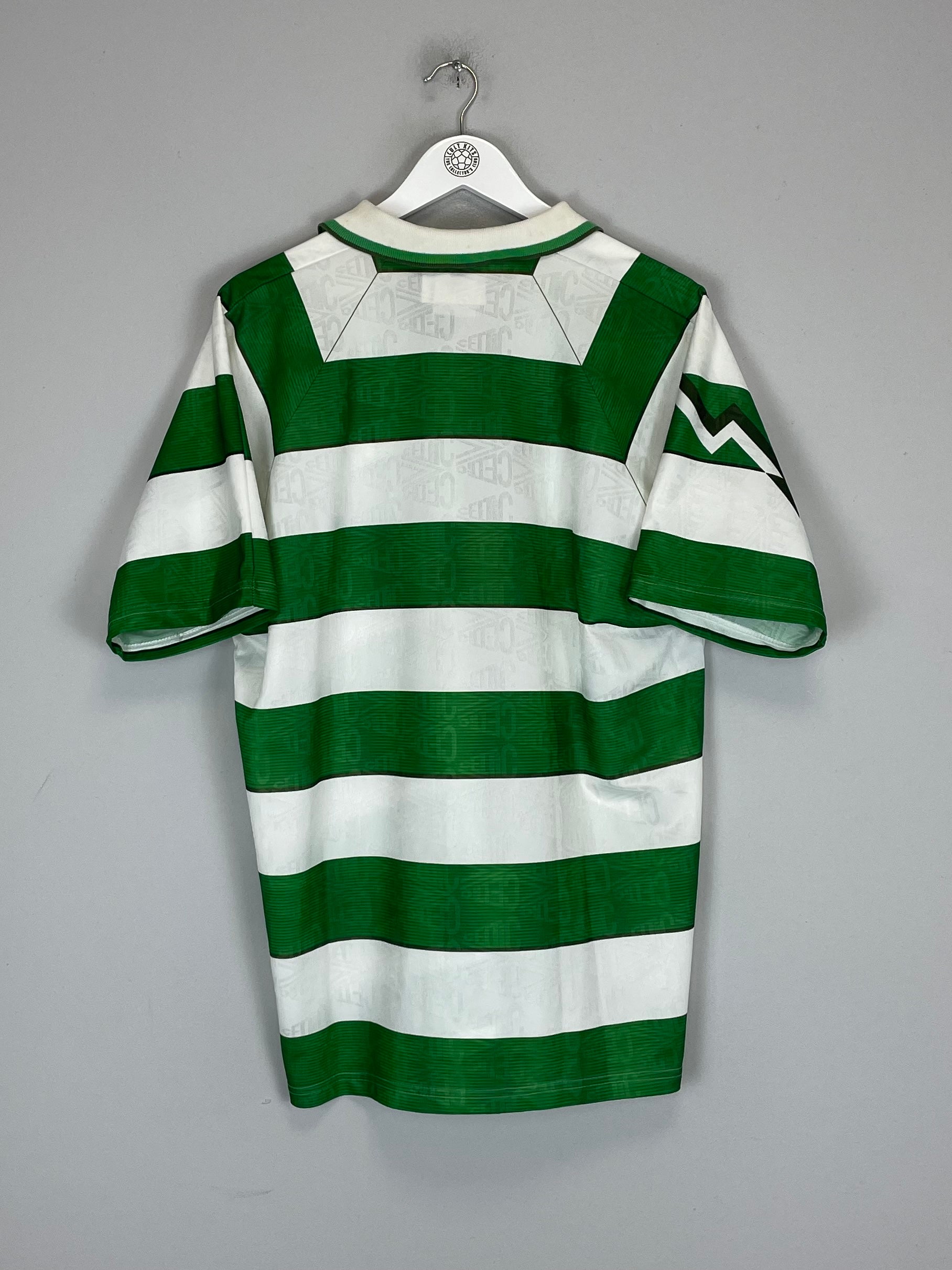 Shop 1991/92 CELTIC HOME SHIRT (XL) UMBRO, classic football shirts, vintage football shirts & retro soccer jerseys at Cult Kits