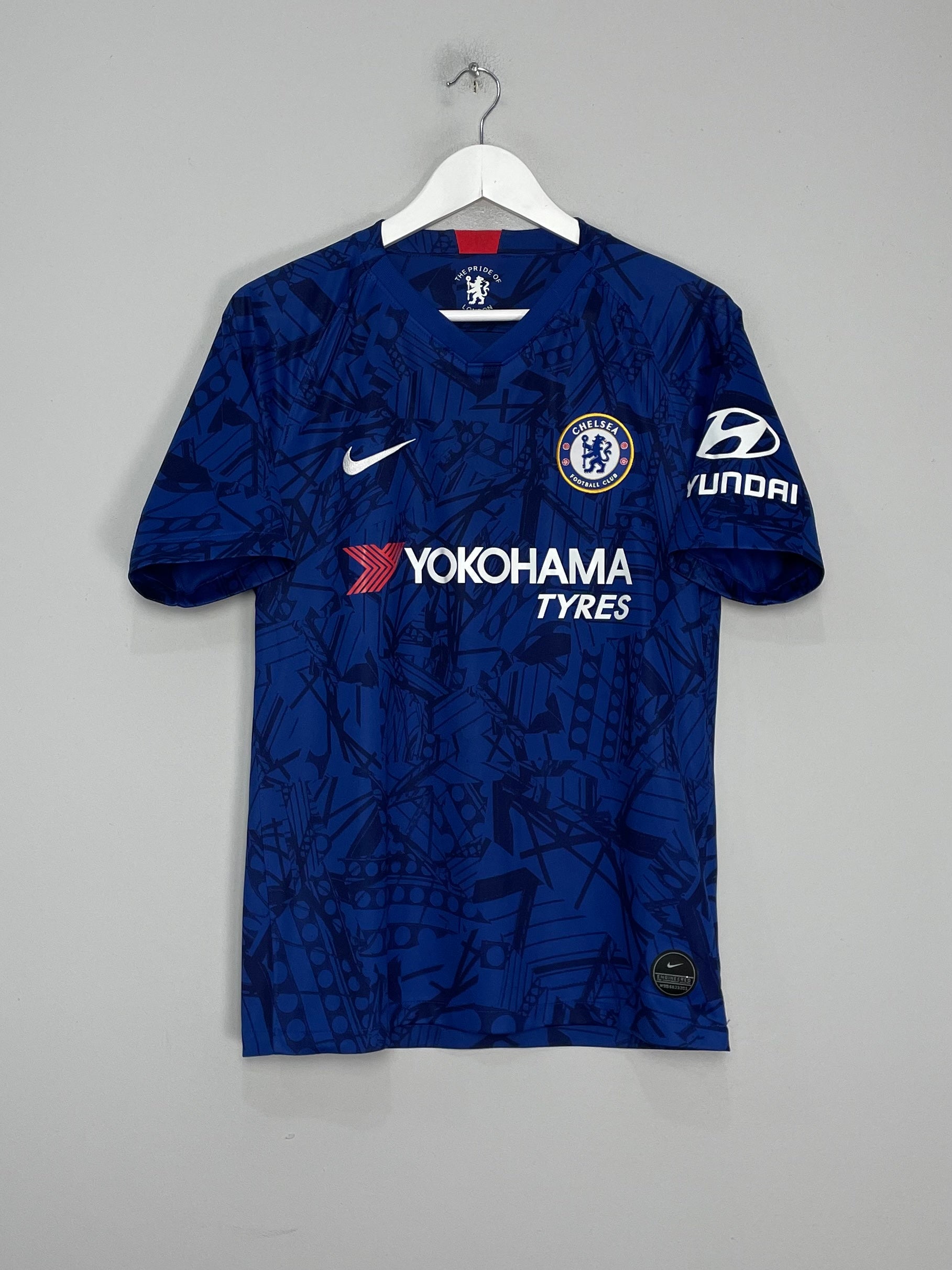 Shop 2019/20 CHELSEA KANTE #7 HOME SHIRT (M) NIKE, classic football shirts, vintage football shirts & retro soccer jerseys at Cult Kits