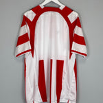 Shop 2006/07 OLYMPIAKOS HOME SHIRT (XL) PUMA, classic football shirts, vintage football shirts & retro soccer jerseys at Cult Kits