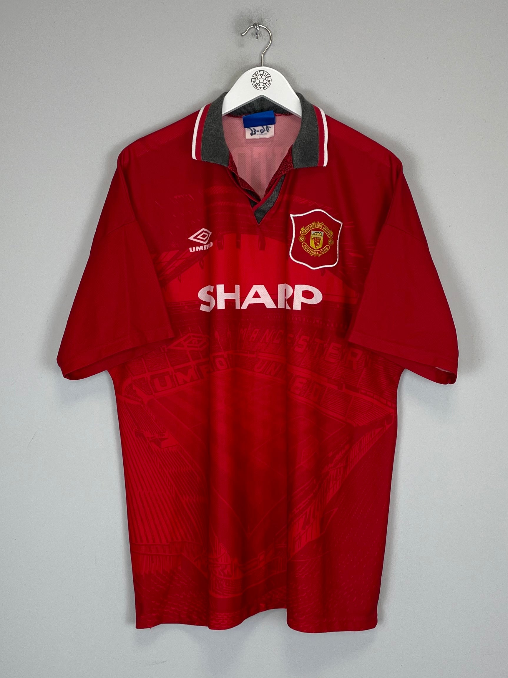 Shop 1994/96 MANCHESTER UNITED CANTONA #7 HOME SHIRT (XL) UMBRO, classic football shirts, vintage football shirts & retro soccer jerseys at Cult Kits