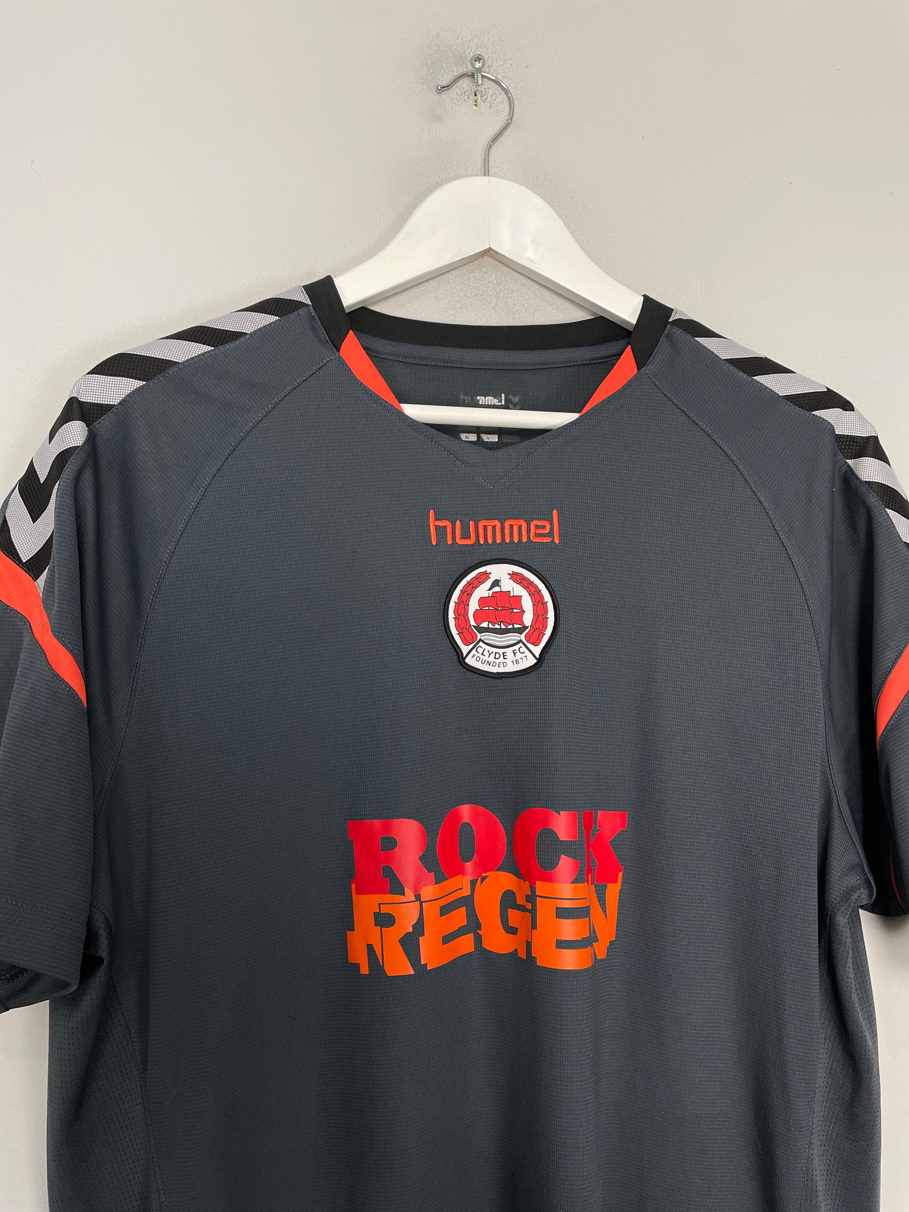 Shop 2017/18 CLYDE FC AWAY SHIRT (XL) HUMMEL, classic football shirts, vintage football shirts & retro soccer jerseys at Cult Kits