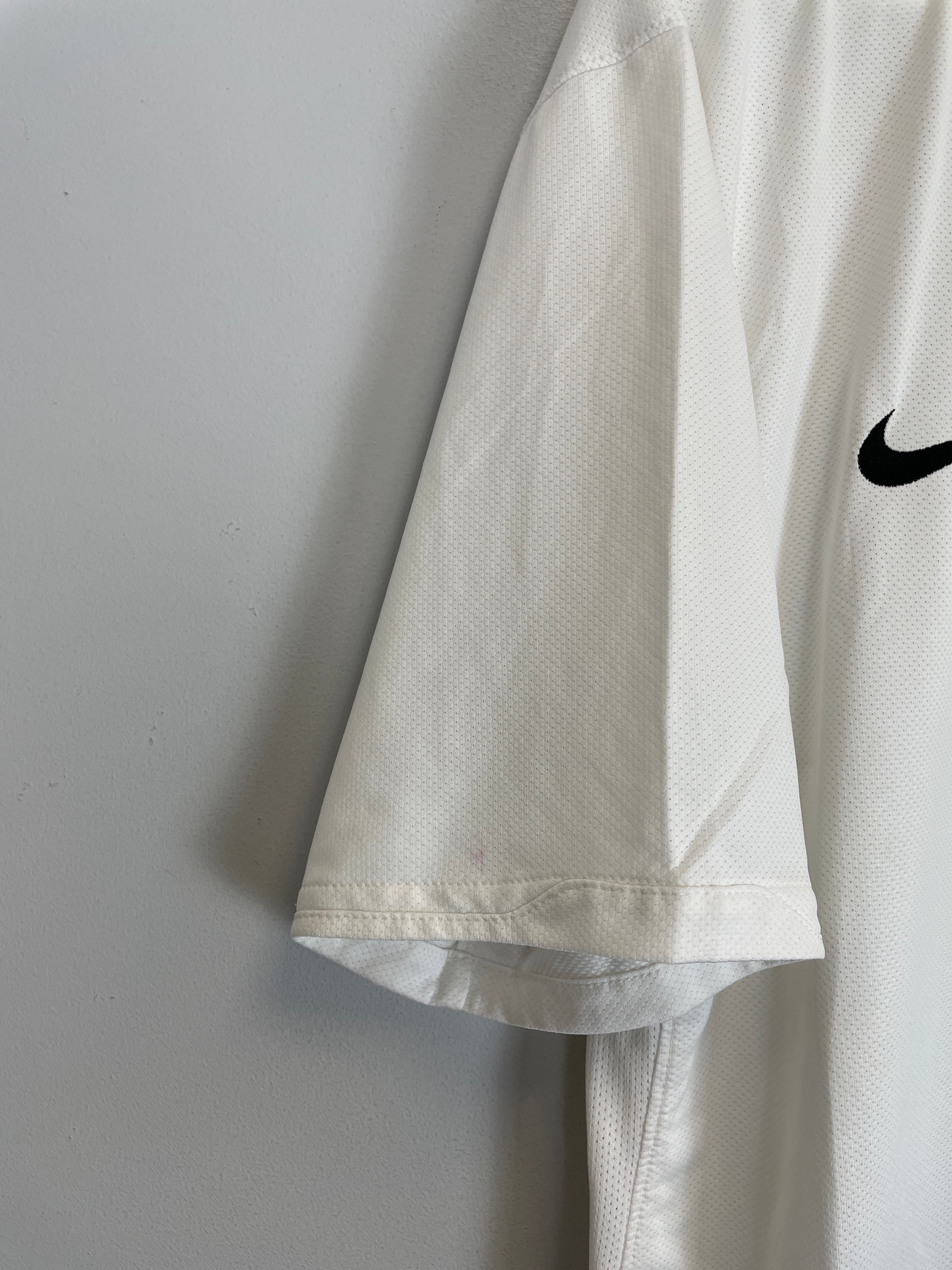 Shop 2010/11 JUVENTUS DEL PIERO #10 AWAY SHIRT (XL) NIKE, classic football shirts, vintage football shirts & retro soccer jerseys at Cult Kits