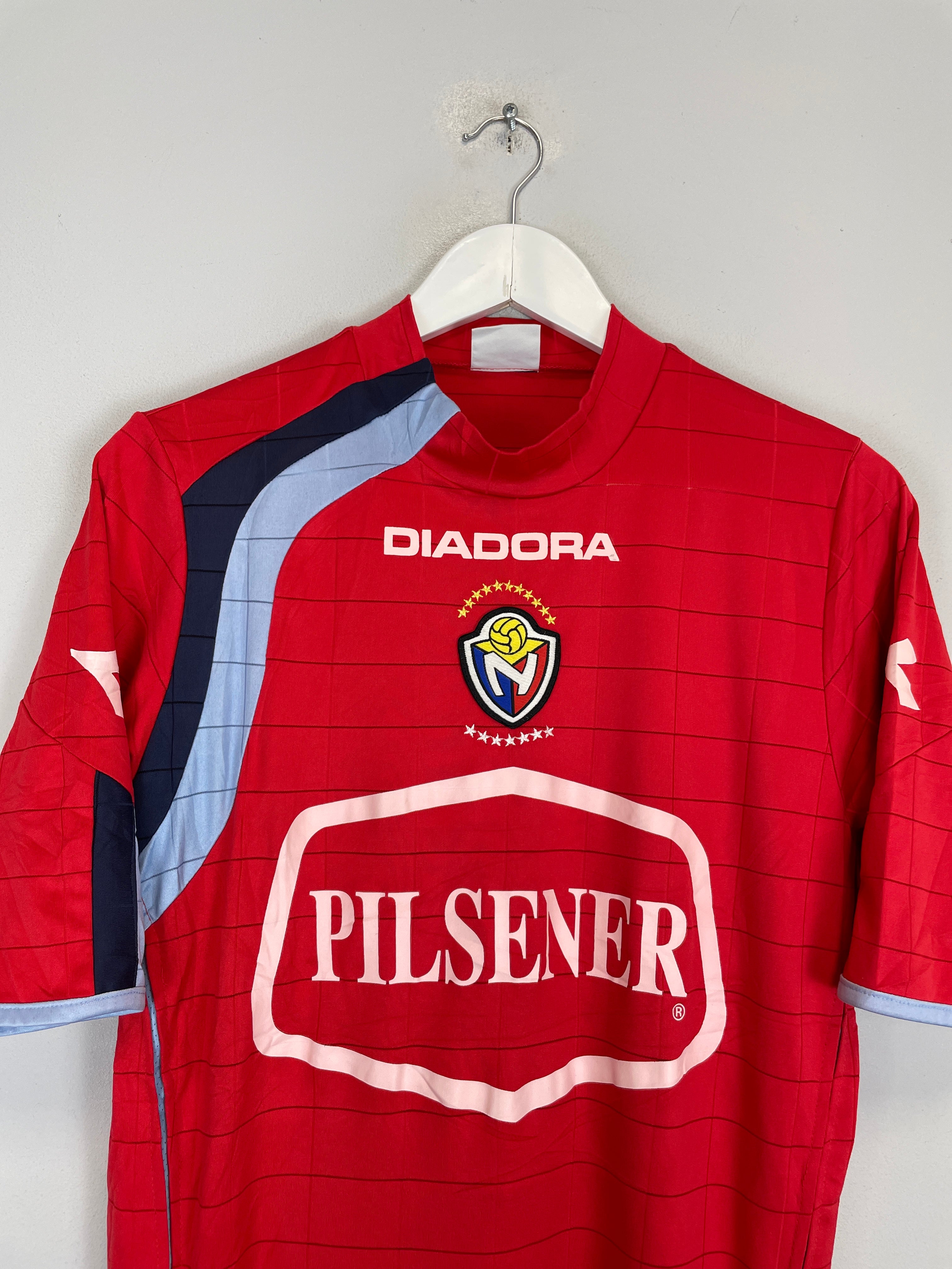 Shop 2005/06 EL NACIONAL HOME SHIRT (L) DIADORA, classic football shirts, vintage football shirts & retro soccer jerseys at Cult Kits