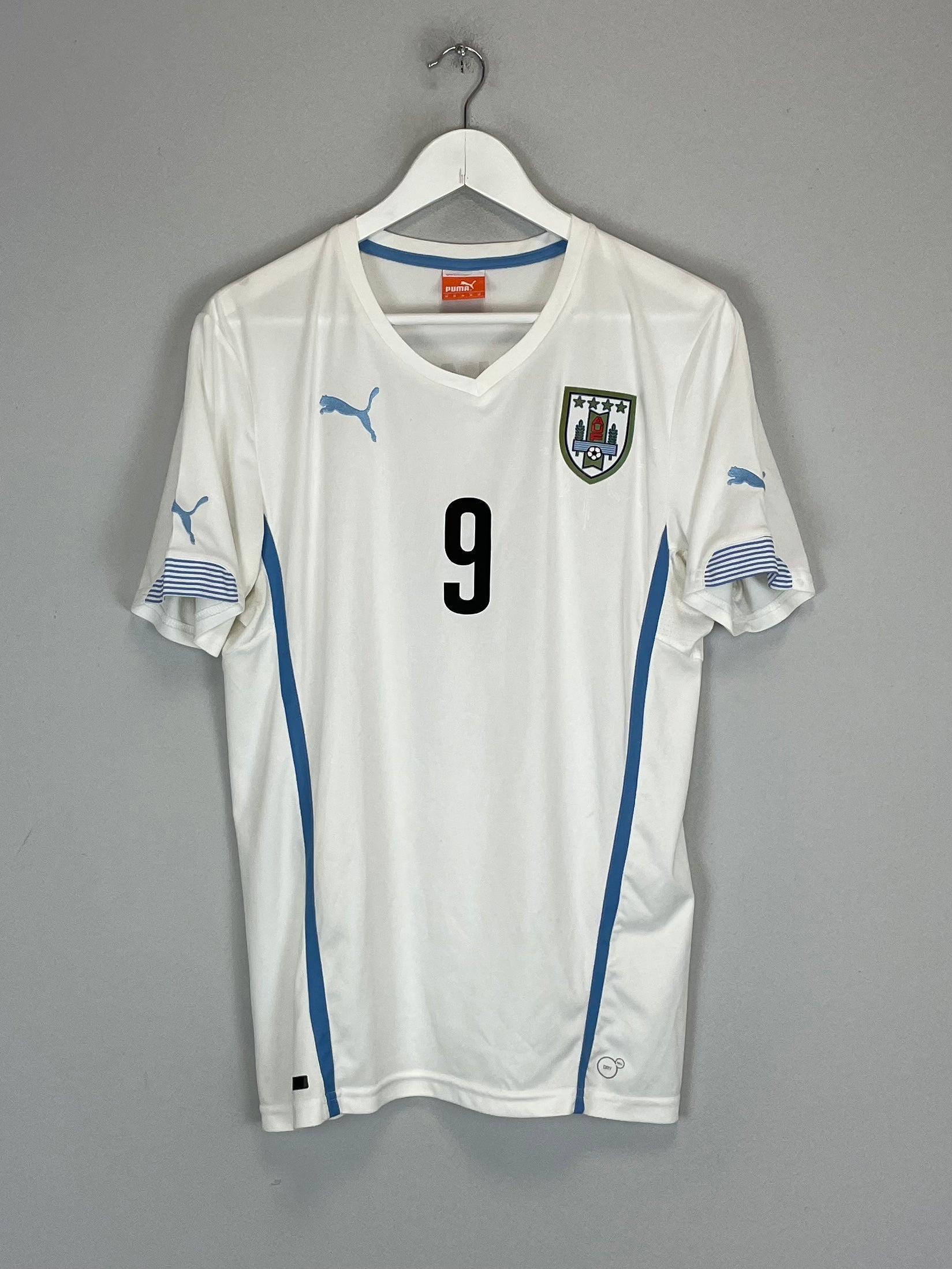 Shop 2014/15 URURGUAY SUAREZ #9 AWAY SHIRT (M) PUMA, classic football shirts, vintage football shirts & retro soccer jerseys at Cult Kits