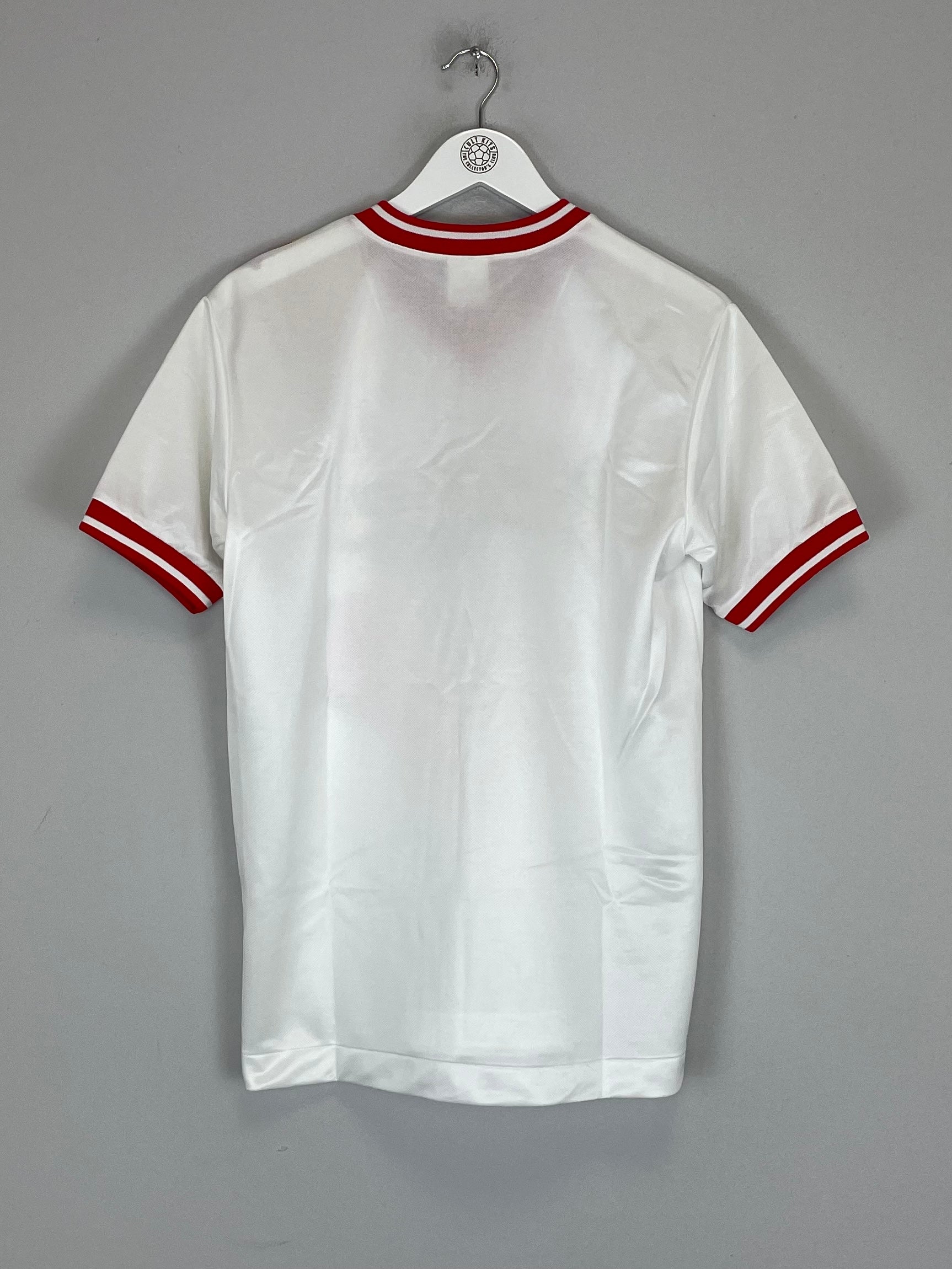 Shop 1993/94 NAGOYA GRAMPUS TRAINING SHIRT (M) MIZUNO, classic football shirts, vintage football shirts & retro soccer jerseys at Cult Kits