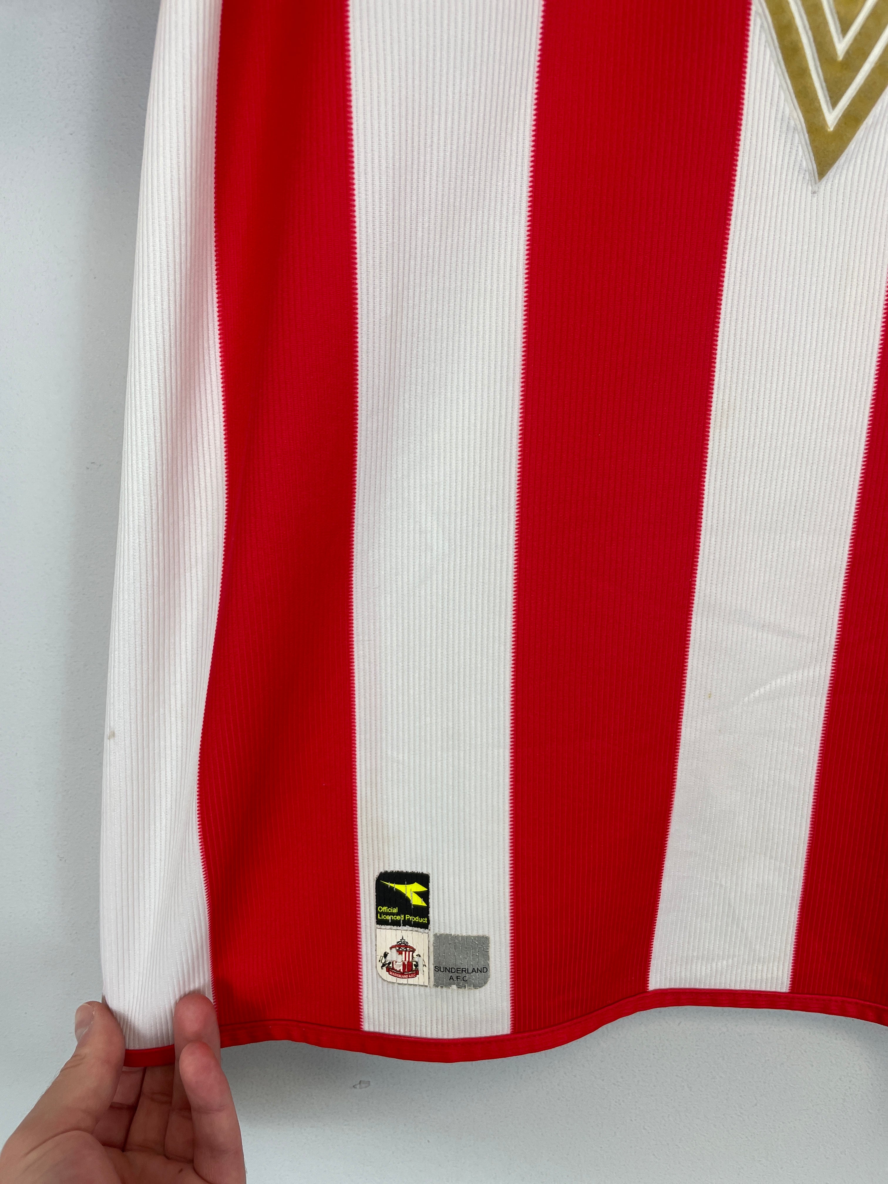 Shop 2004/05 SUNDERLAND HOME SHIRT (M) DIADORA, classic football shirts, vintage football shirts & retro soccer jerseys at Cult Kits