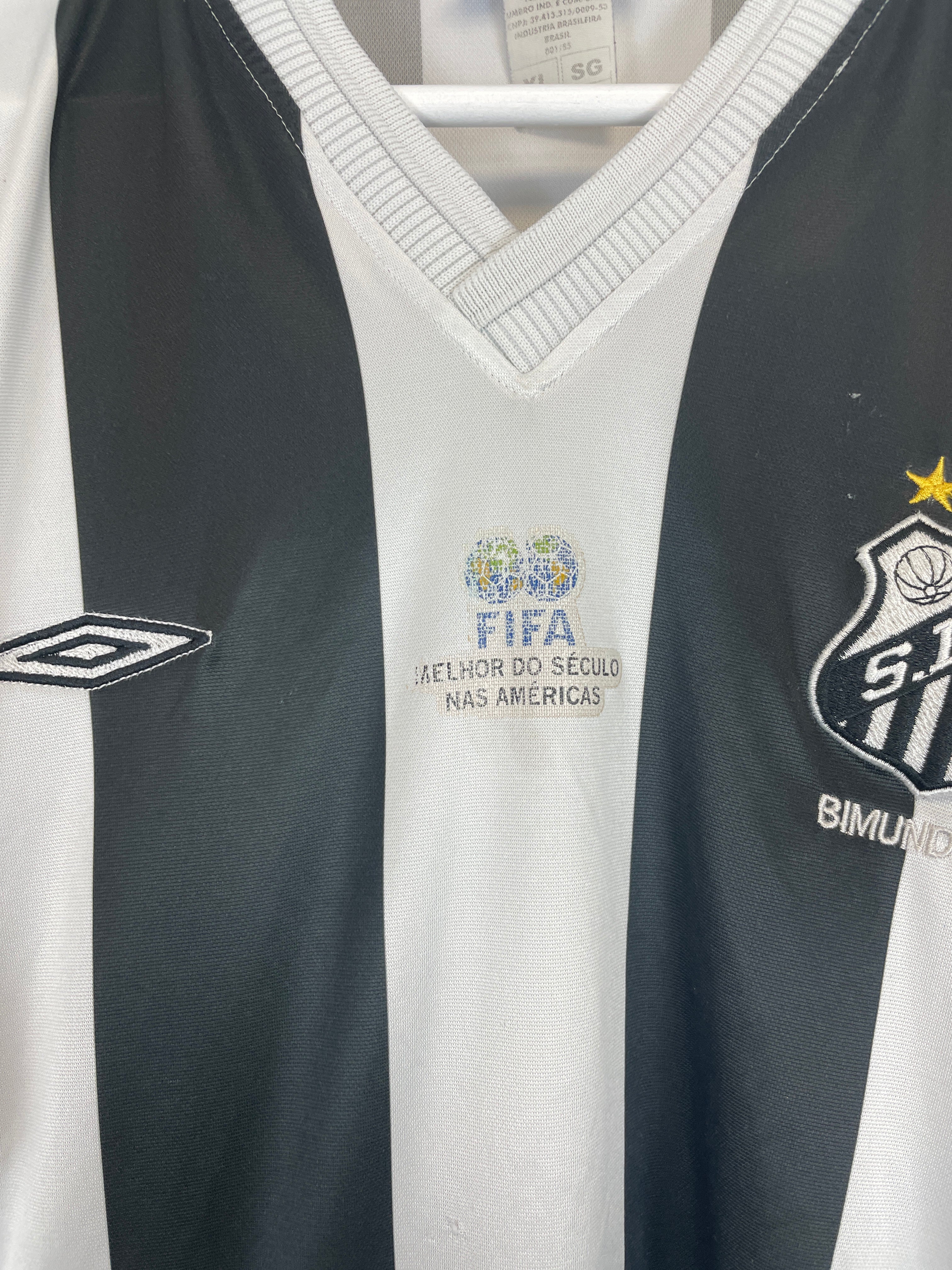 Shop 2001 SANTOS #5 AWAY SHIRT (XL) UMBRO, classic football shirts, vintage football shirts & retro soccer jerseys at Cult Kits