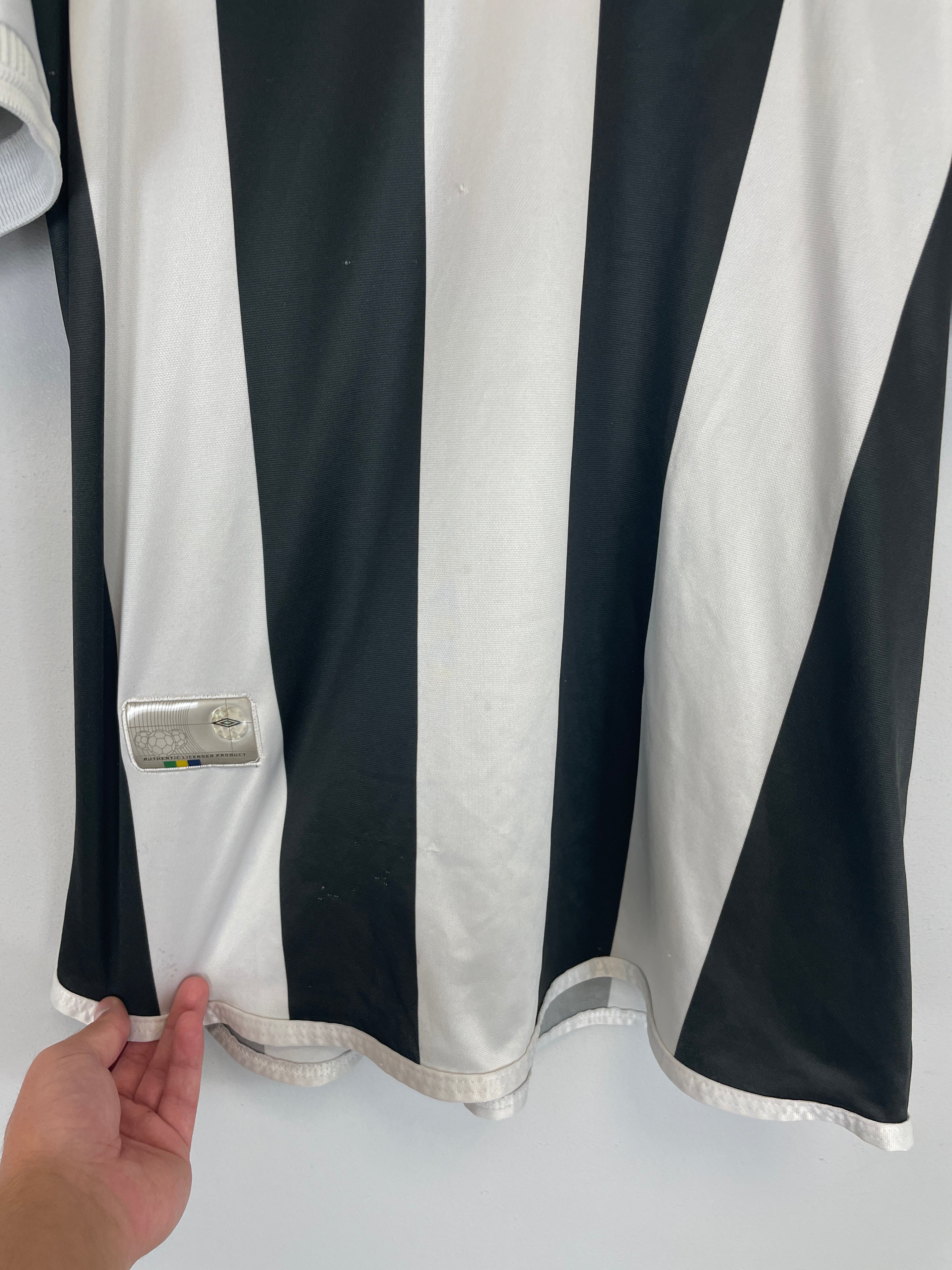 Shop 2001 SANTOS #5 AWAY SHIRT (XL) UMBRO, classic football shirts, vintage football shirts & retro soccer jerseys at Cult Kits