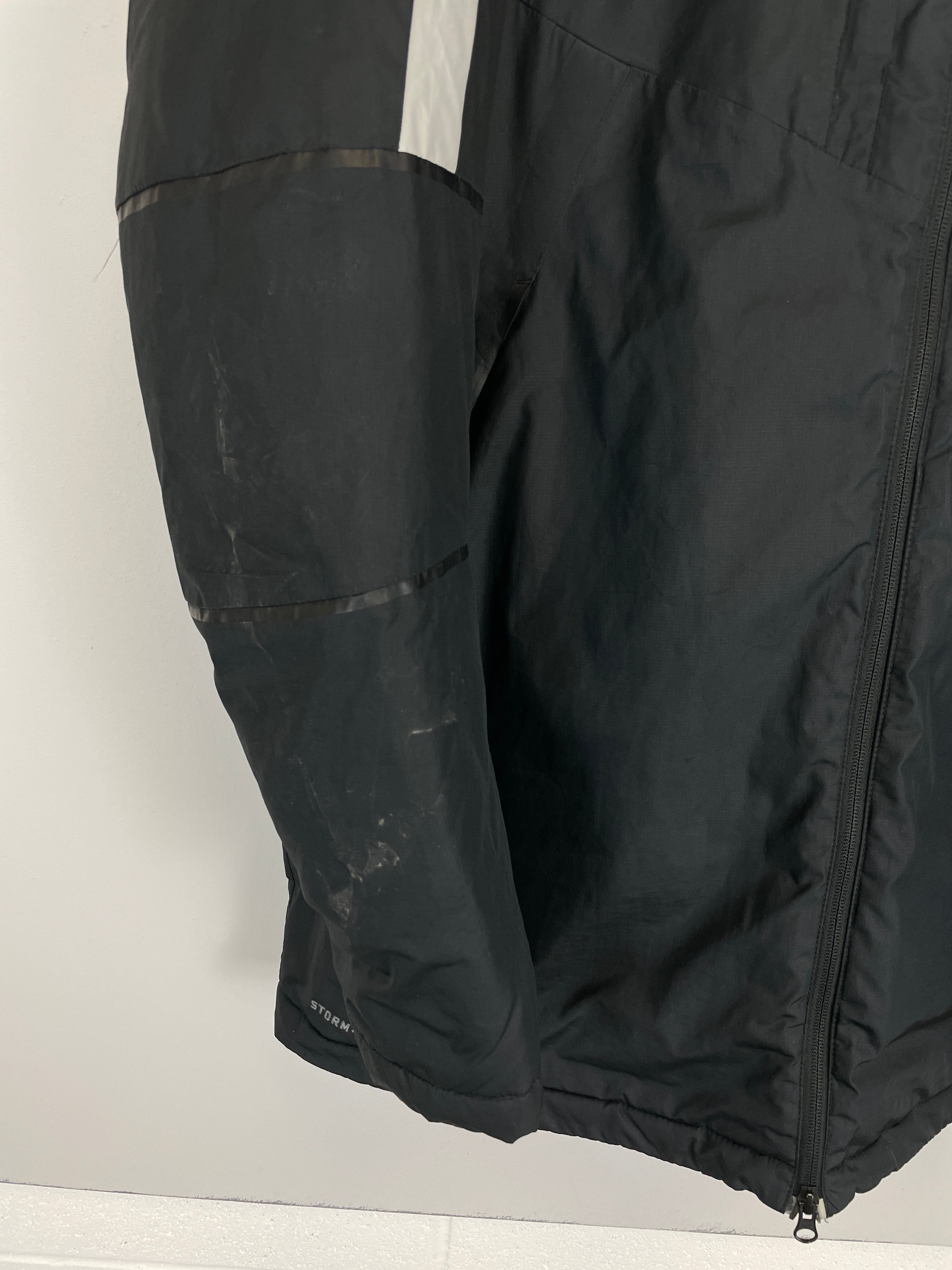 Shop 2014/15 PSG BENCHCOAT (XL) NIKE, classic football shirts, vintage football shirts & retro soccer jerseys at Cult Kits