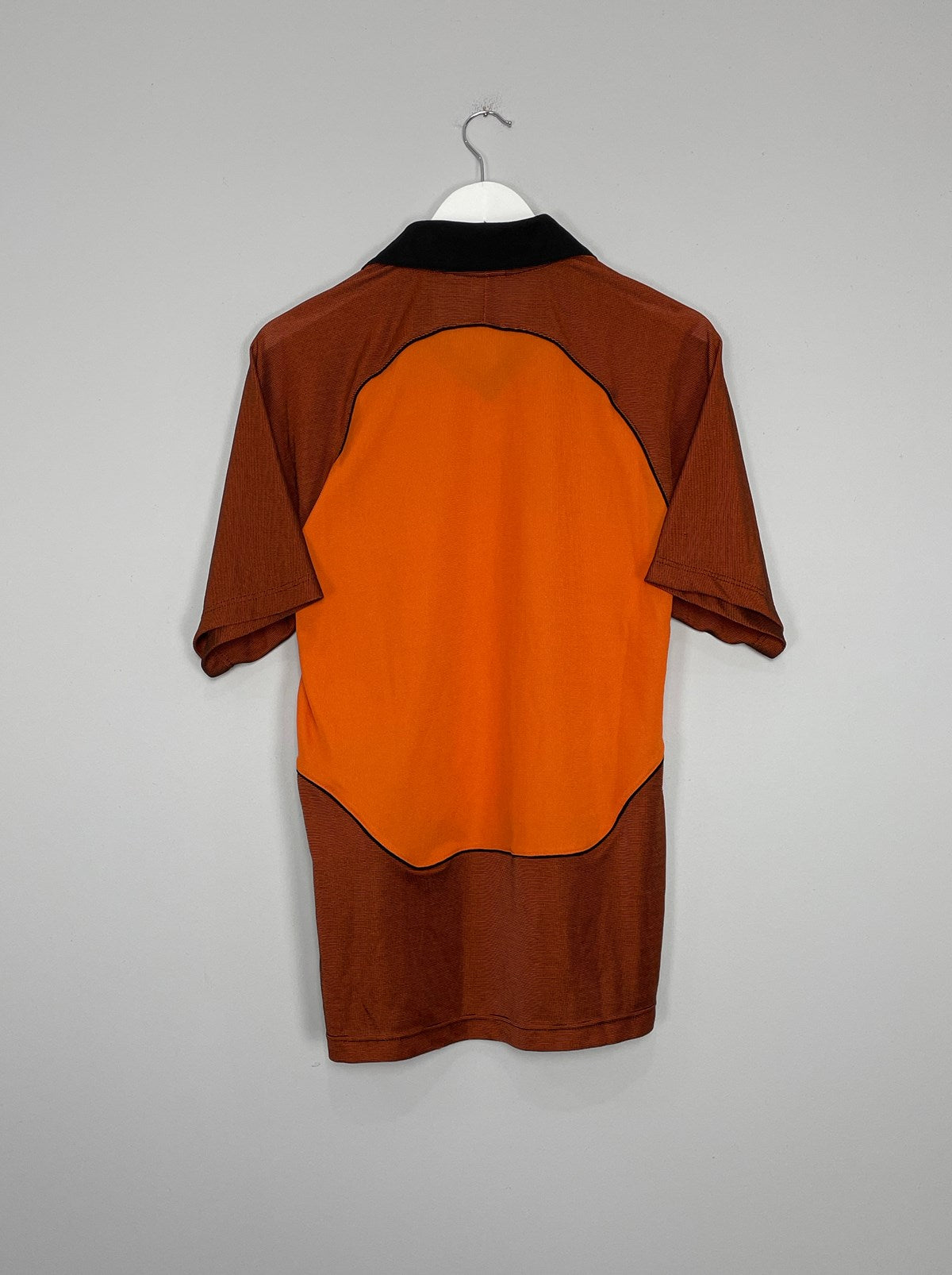 Shop 2002/03 ITALY FIGC REFEREE SHIRT (M) DIADORA, classic football shirts, vintage football shirts & retro soccer jerseys at Cult Kits