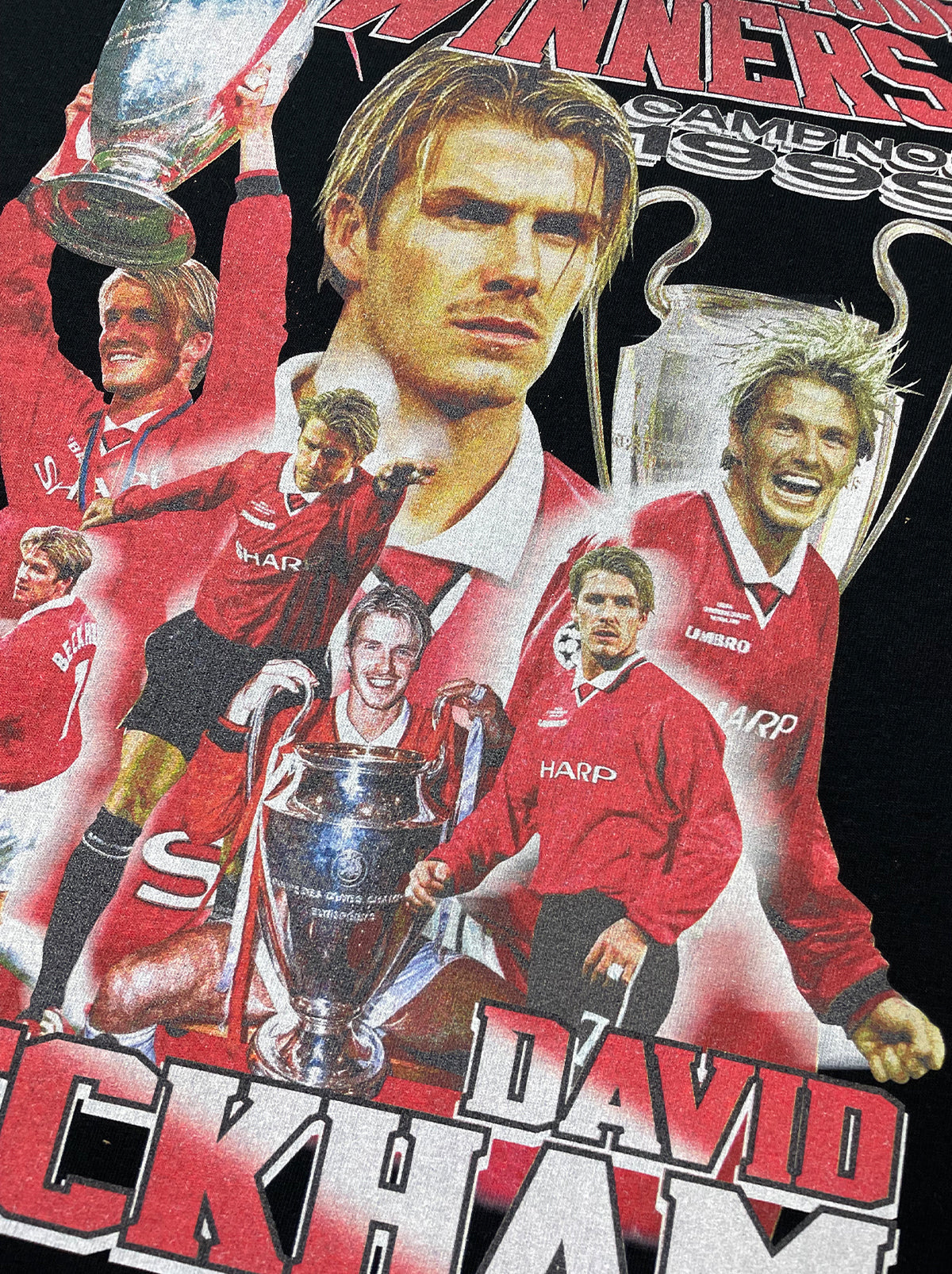 Shop MANCHESTER UNITED BECKHAM 'CAMP NOU 1999' BOOTLEG TEE, classic football shirts, vintage football shirts & retro soccer jerseys at Cult Kits