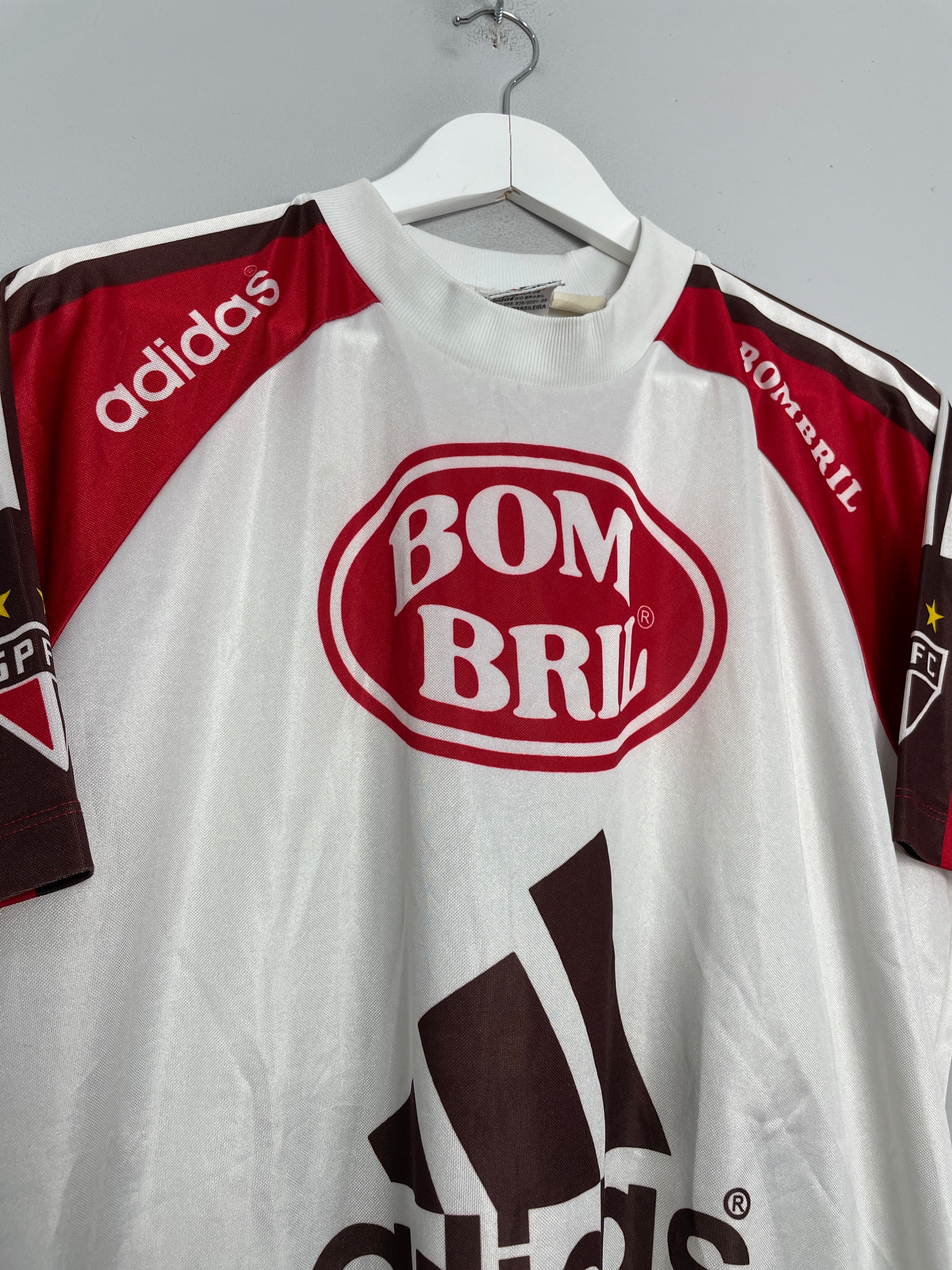 Shop 1998/99 SAO PAULO TRAINING SHIRT (M) ADIDAS, classic football shirts, vintage football shirts & retro soccer jerseys at Cult Kits