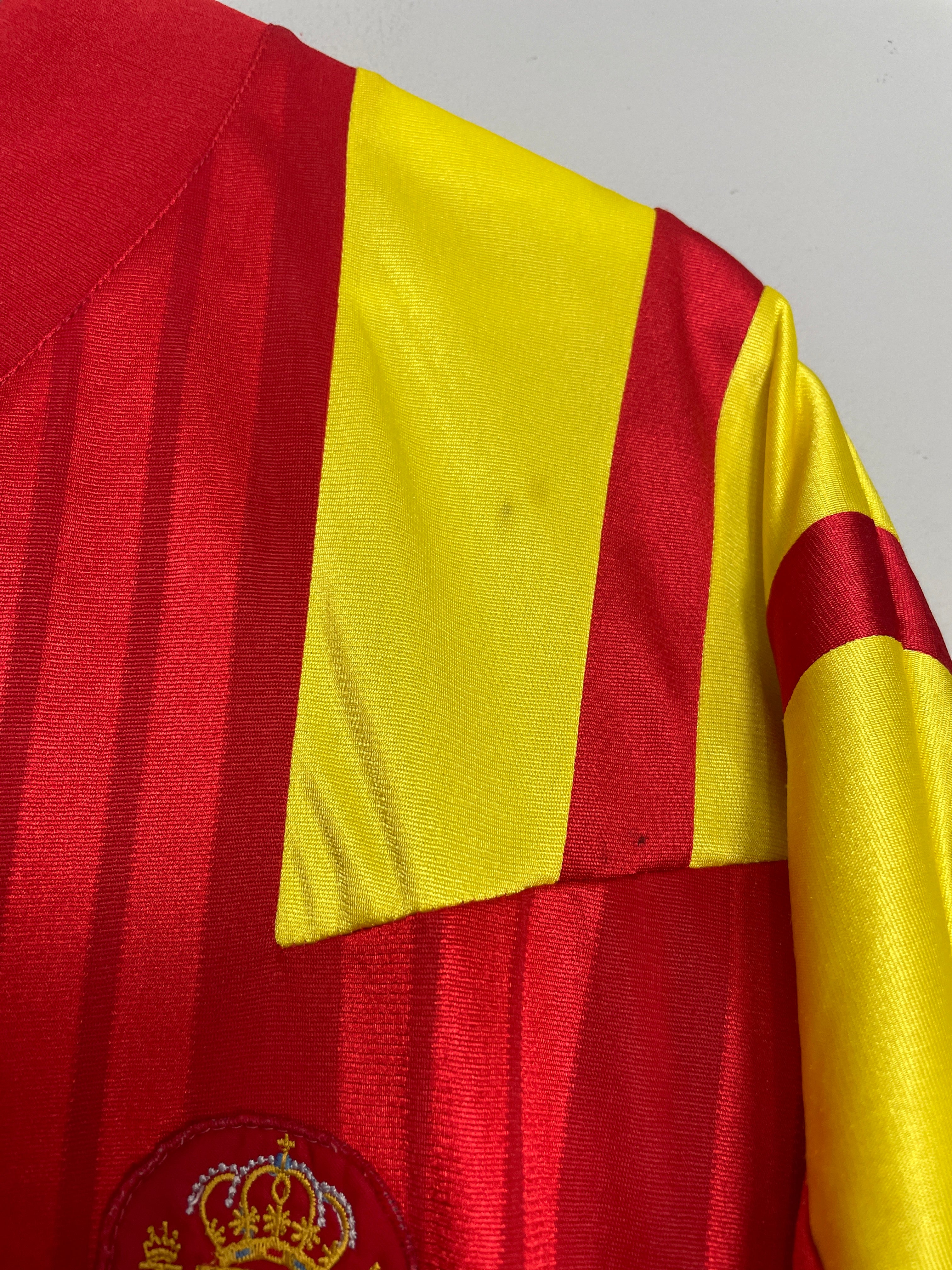 Shop 1992/94 SPAIN HOME SHIRT (L) ADIDAS, classic football shirts, vintage football shirts & retro soccer jerseys at Cult Kits