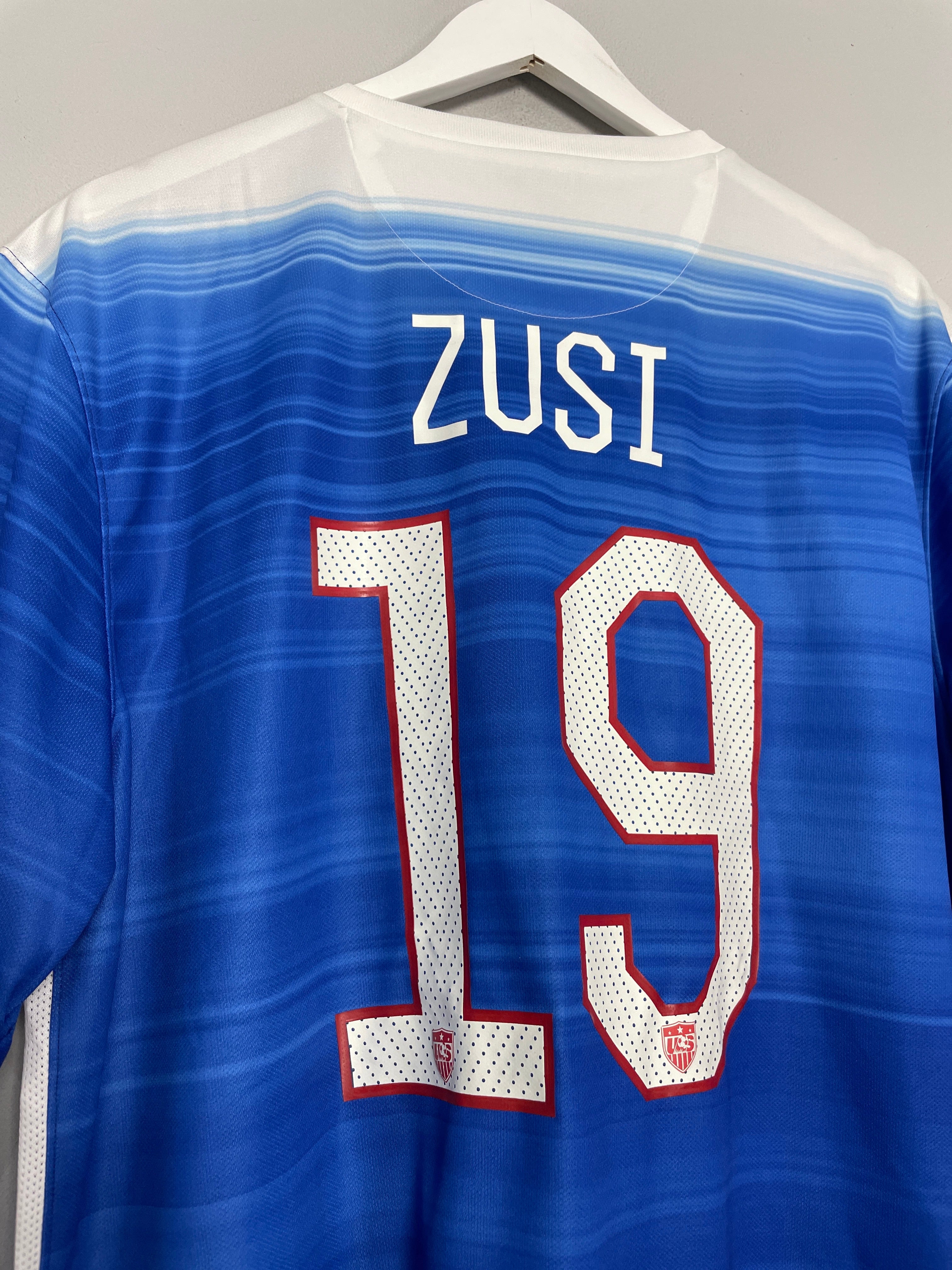 Shop 2015/16 USA ZUSI #19 *BNWT* AWAY SHIRT (XL) NIKE, classic football shirts, vintage football shirts & retro soccer jerseys at Cult Kits
