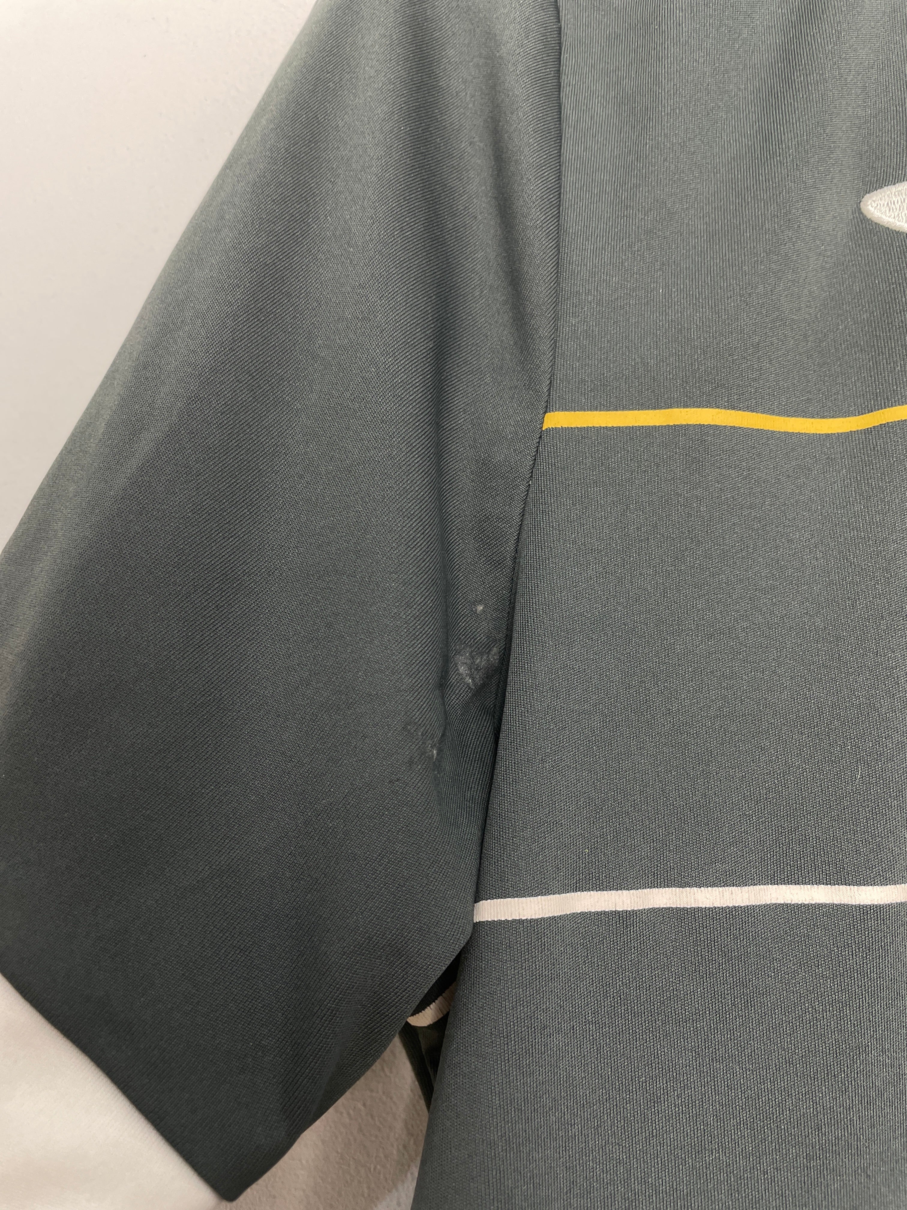 Shop 2018/19 THISTLE WEIR YOUTH TEAM SHIRT (S) JOMA, classic football shirts, vintage football shirts & retro soccer jerseys at Cult Kits