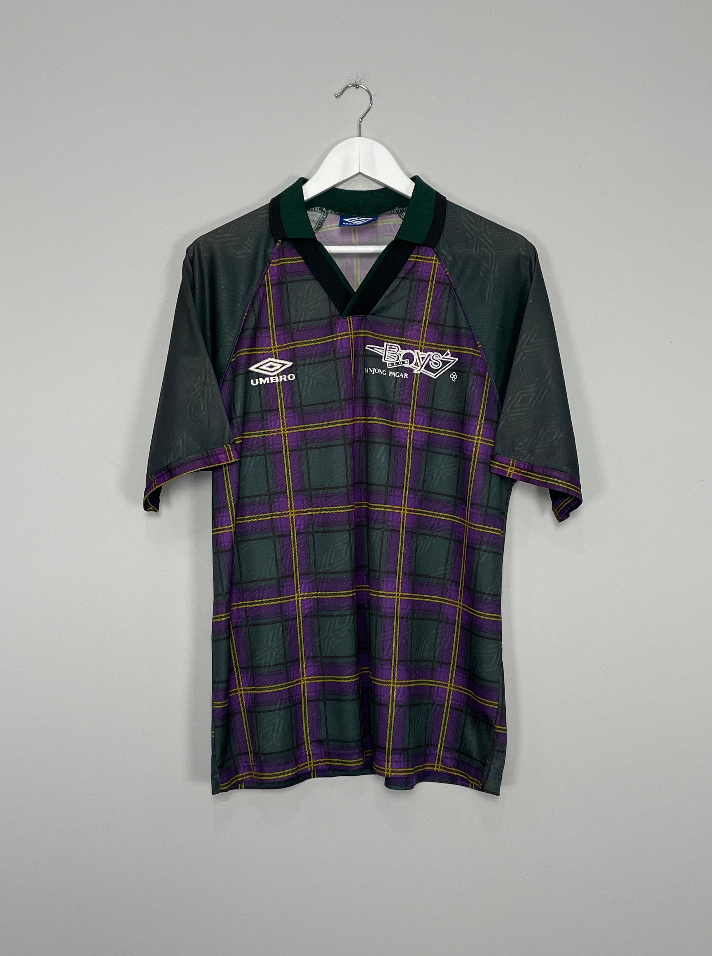 Shop 1995/96 TANJONG PAJAR BOYS CLUB #3 TARTAN SHIRT (L) UMBRO, classic football shirts, vintage football shirts & retro soccer jerseys at Cult Kits