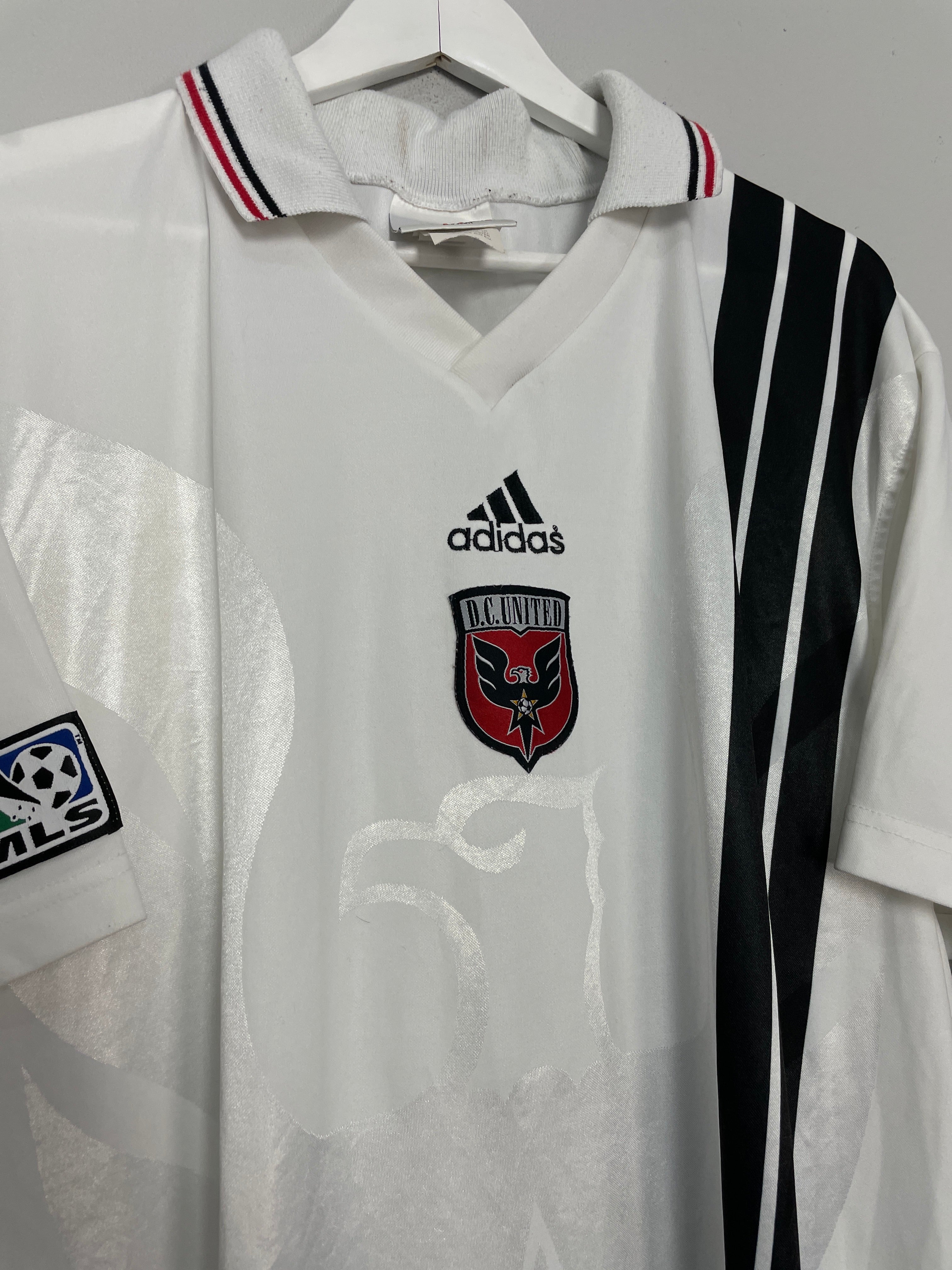 Shop 1999/00 DC UNITED AWAY SHIRT (XL) ADIDAS, classic football shirts, vintage football shirts & retro soccer jerseys at Cult Kits