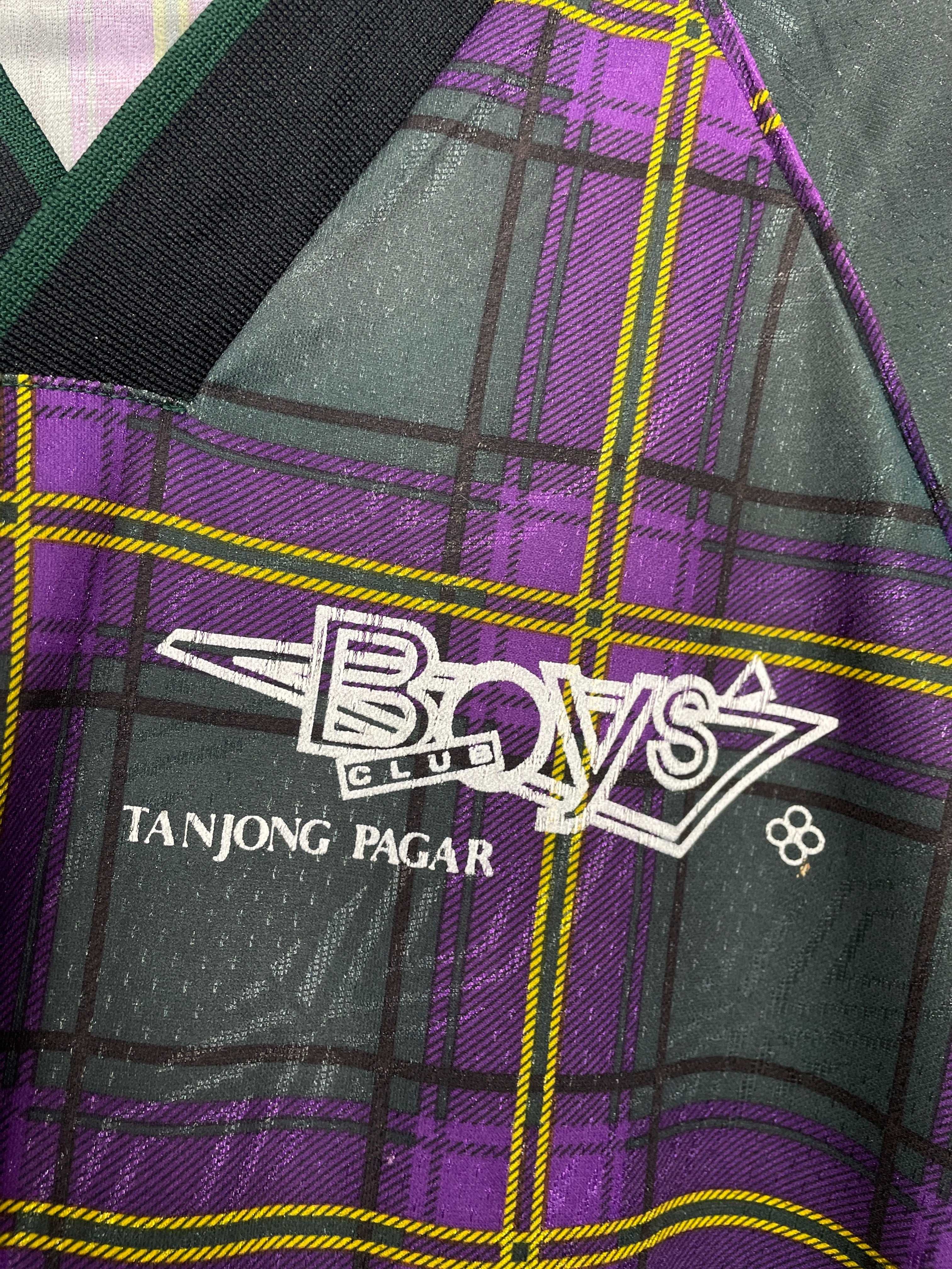 Shop 1995/96 TANJONG PAJAR BOYS CLUB #3 TARTAN SHIRT (L) UMBRO, classic football shirts, vintage football shirts & retro soccer jerseys at Cult Kits