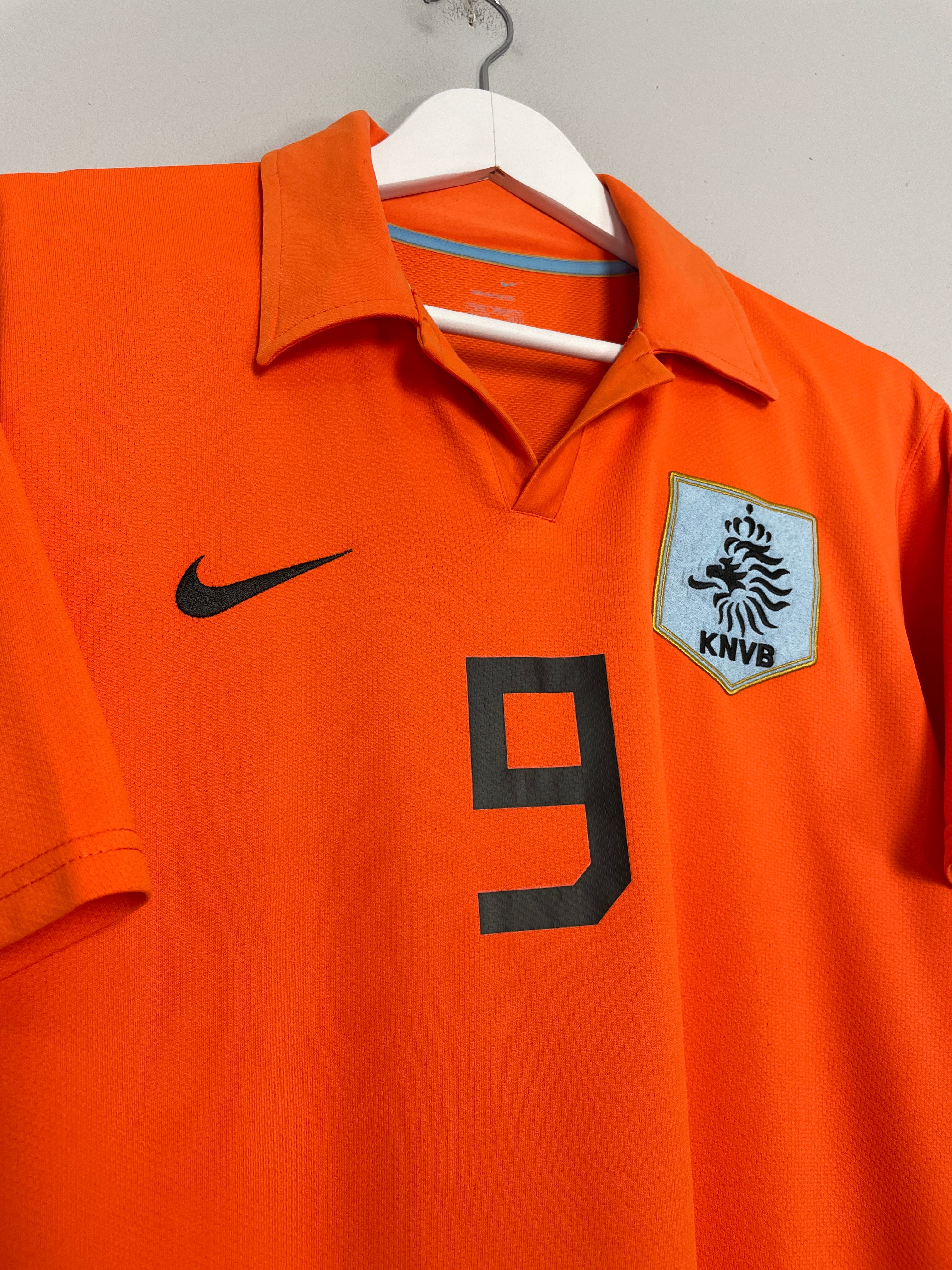 Shop 2006/08 NETHERLANDS VAN NISTELROOY #9 HOME SHIRT (M) NIKE, classic football shirts, vintage football shirts & retro soccer jerseys at Cult Kits