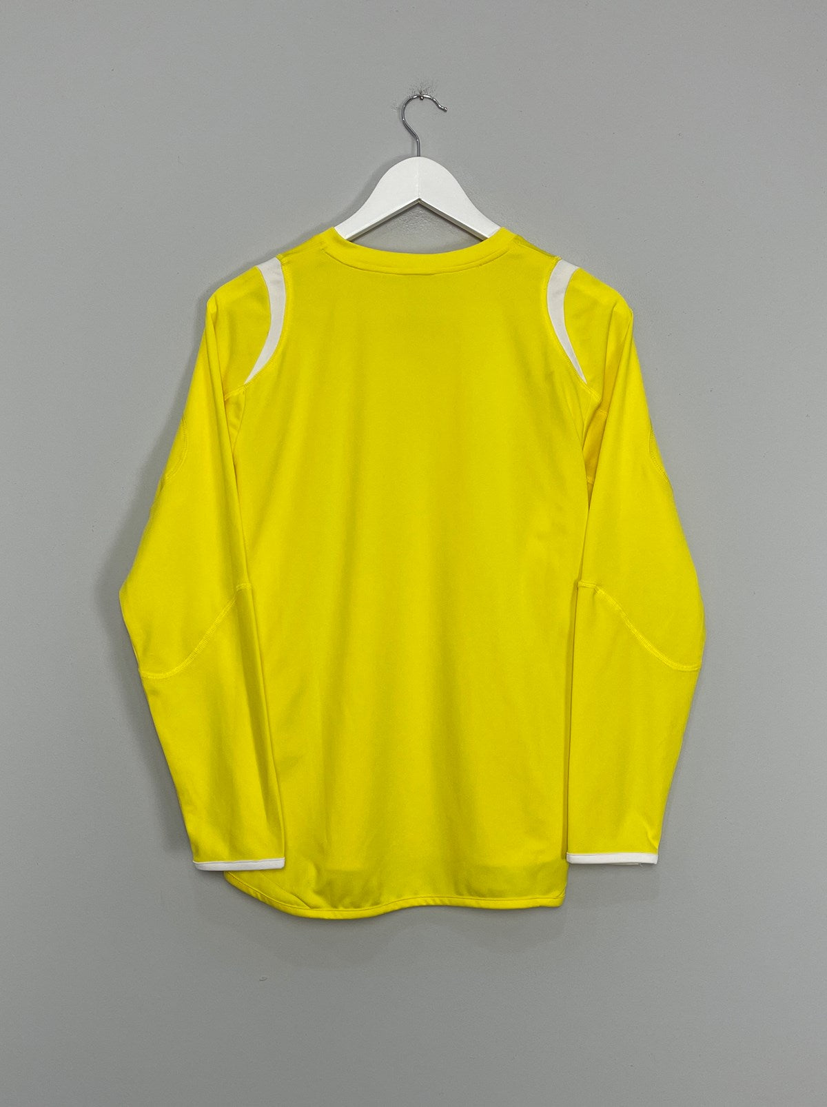Shop 2007/08 VALENCIENNES L/S DIADORA TRAINING SHIRT (M), classic football shirts, vintage football shirts & retro soccer jerseys at Cult Kits