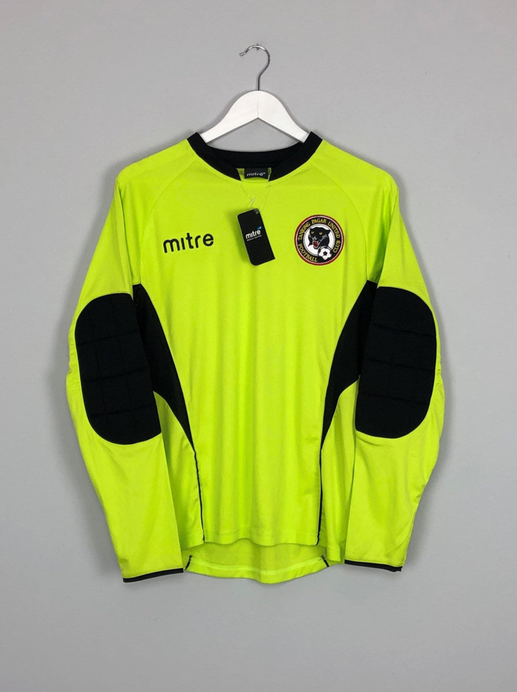 Shop 2014 TANJONG PAGAR *BNWT* GK SHIRT (M) MITRE, classic football shirts, vintage football shirts & retro soccer jerseys at Cult Kits