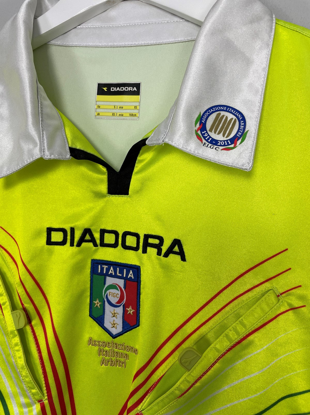 Shop 2011/12 ITALY FIGC REFEREE L/S SHIRT (S*) DIADORA, classic football shirts, vintage football shirts & retro soccer jerseys at Cult Kits