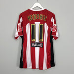 Shop 2007/08 SHEFFIELD UNITED HENDRIE #11 *MATCH WORN + SQUAD SIGNED* HOME SHIRT (M) LE COQ SPORTIF, classic football shirts, vintage football shirts & retro soccer jerseys at Cult Kits