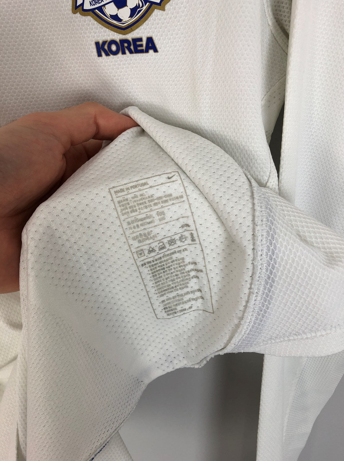 Shop 2008/10 SOUTH KOREA *PLAYER ISSUE* L/S AWAY SHIRT (XL) NIKE, classic football shirts, vintage football shirts & retro soccer jerseys at Cult Kits