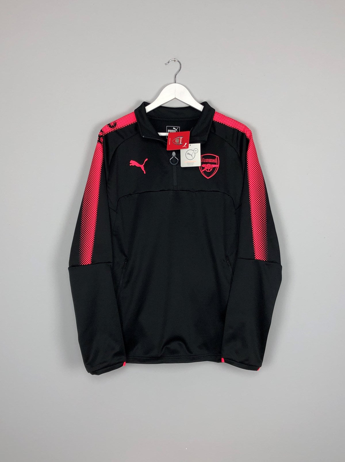 Shop 2017/18 Arsenal *BNWT* 1/2 Zip Training Jacket (Multiple Sizes) Puma, classic football shirts, vintage football shirts & retro soccer jerseys at Cult Kits