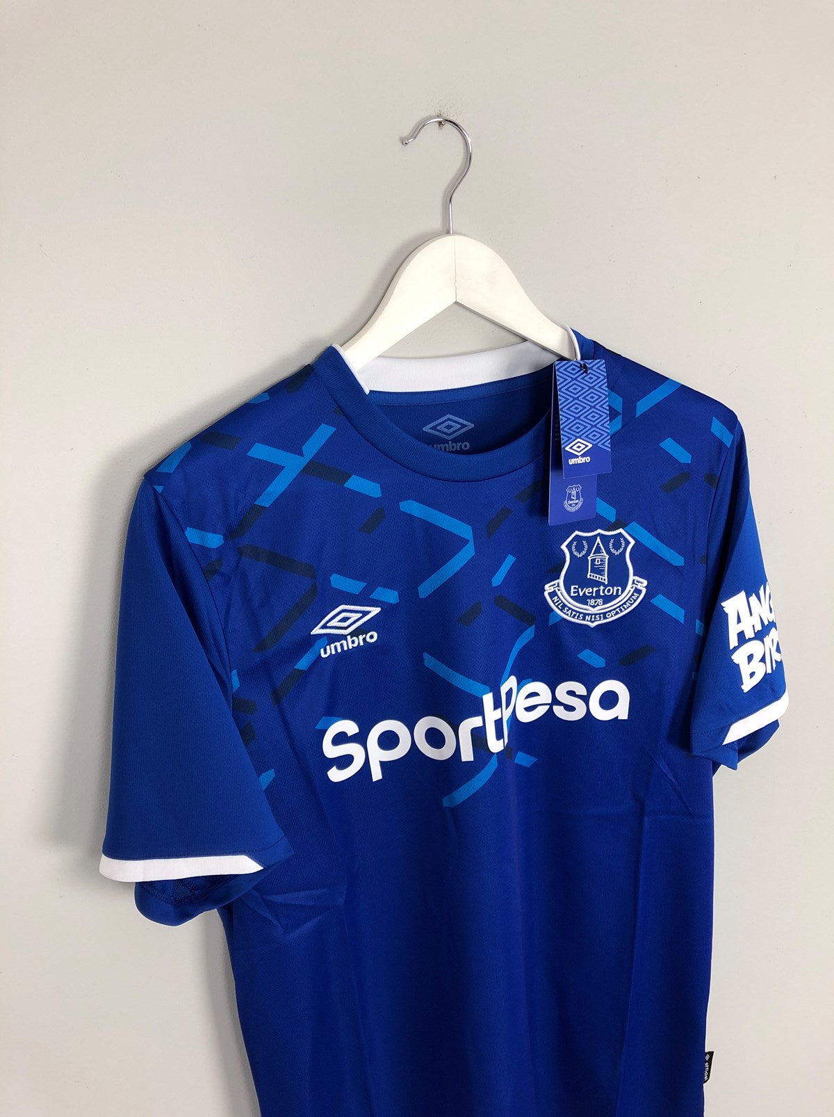 Shop 2019/20 EVERTON *BNWT* HOME SHIRT (MULTIPLE SIZES) UMBRO, classic football shirts, vintage football shirts & retro soccer jerseys at Cult Kits