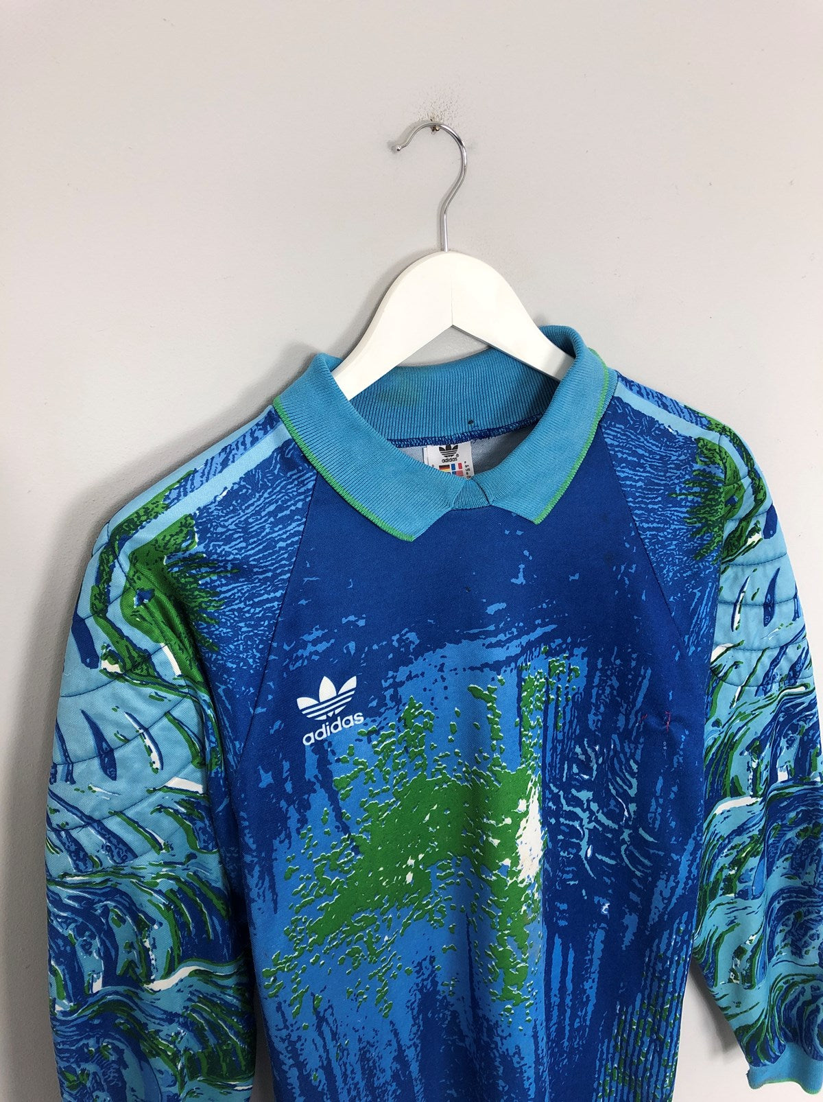 Shop 1990/92 ADIDAS GK TEMPLATE SHIRT (S), classic football shirts, vintage football shirts & retro soccer jerseys at Cult Kits