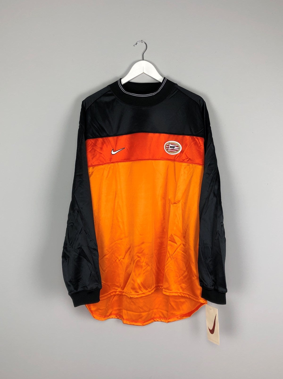 Shop 1998/00 PSV *PLAYER ISSUE* BNWT GK SHIRT (XL) NIKE, classic football shirts, vintage football shirts & retro soccer jerseys at Cult Kits