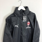 Shop 2019/20 AC MILAN *BNWT* RAIN JACKET (S) PUMA, classic football shirts, vintage football shirts & retro soccer jerseys at Cult Kits