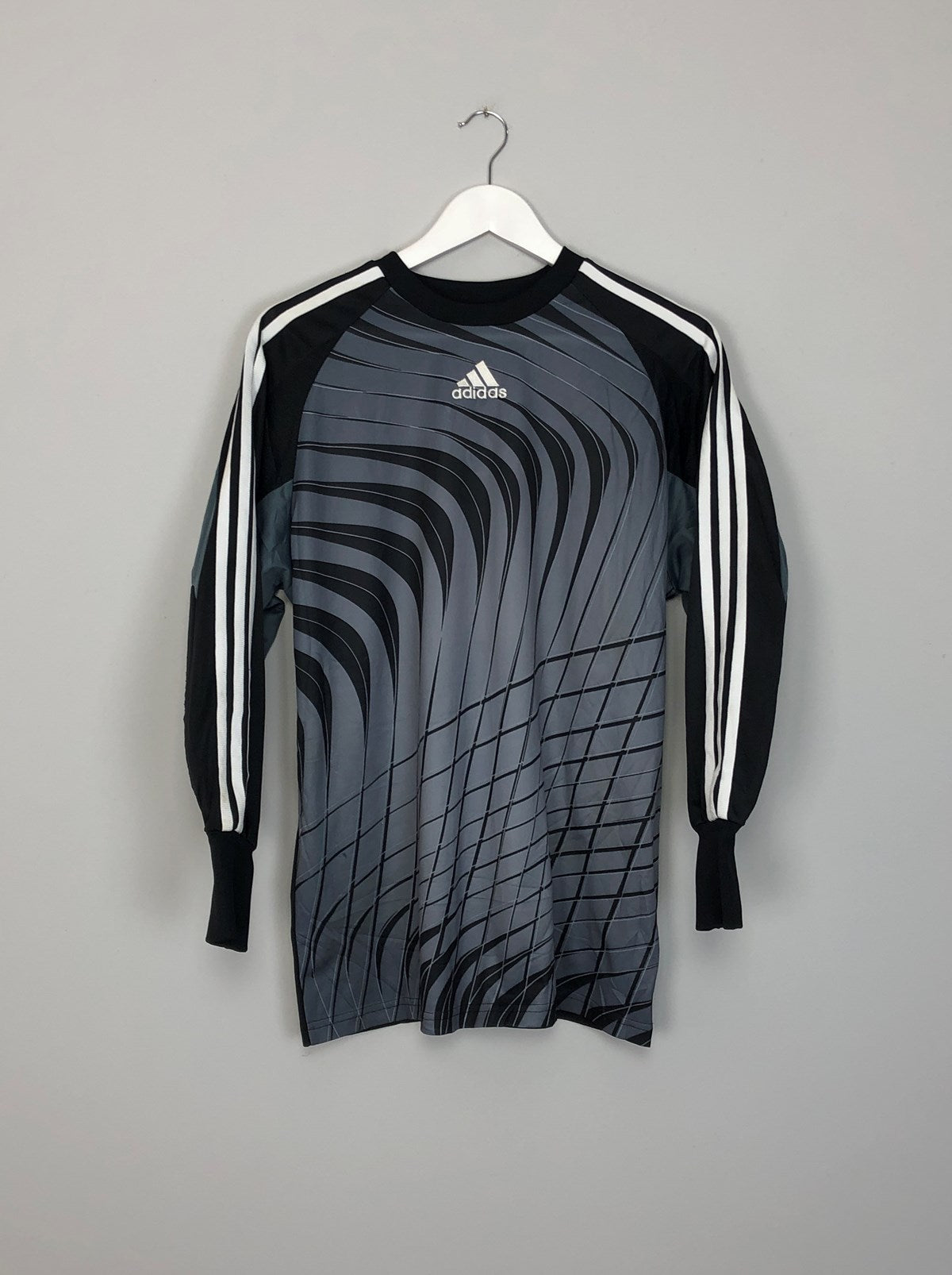 Shop 1996/98 ADIDAS TEMPLATE GK SHIRT (S), classic football shirts, vintage football shirts & retro soccer jerseys at Cult Kits
