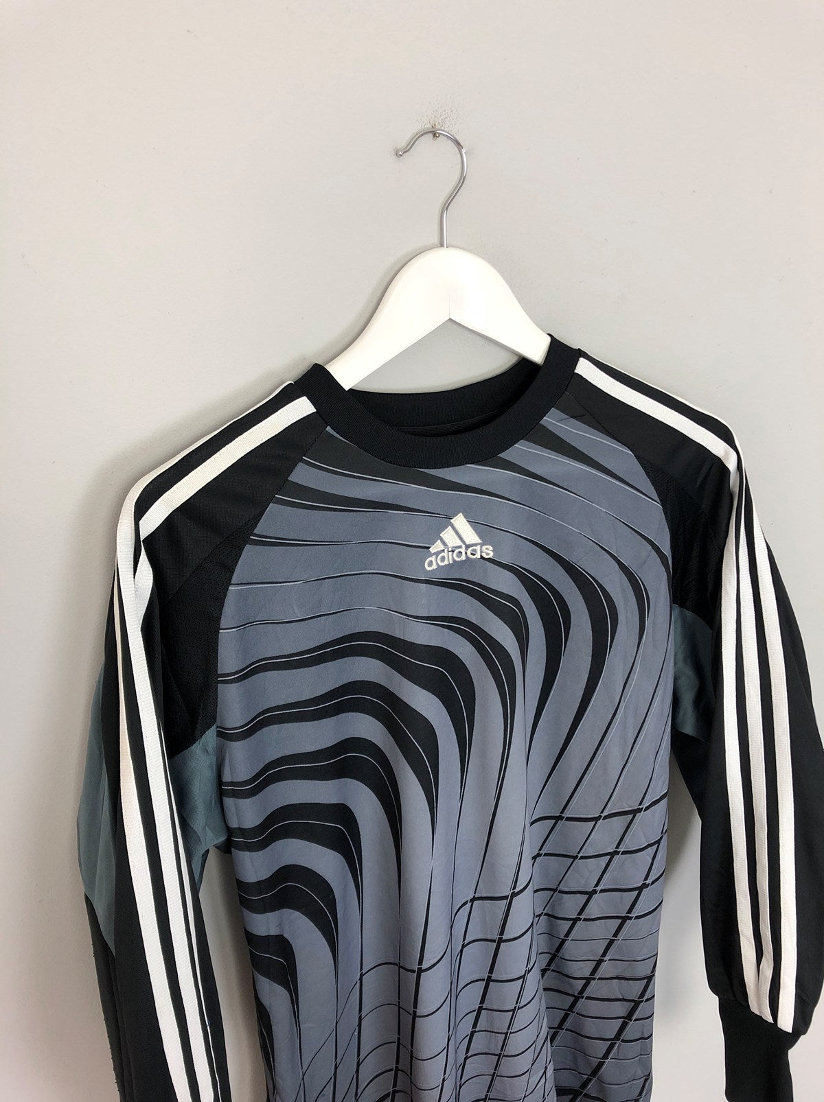 Shop 1996/98 ADIDAS TEMPLATE GK SHIRT (S), classic football shirts, vintage football shirts & retro soccer jerseys at Cult Kits