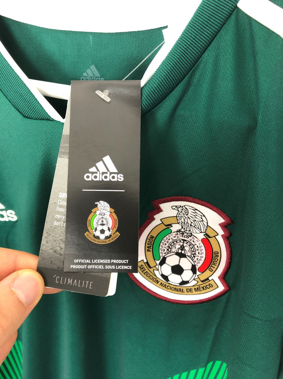 Shop 2017/18 MEXICO *BNWT* HOME SHIRT (L) ADIDAS, classic football shirts, vintage football shirts & retro soccer jerseys at Cult Kits