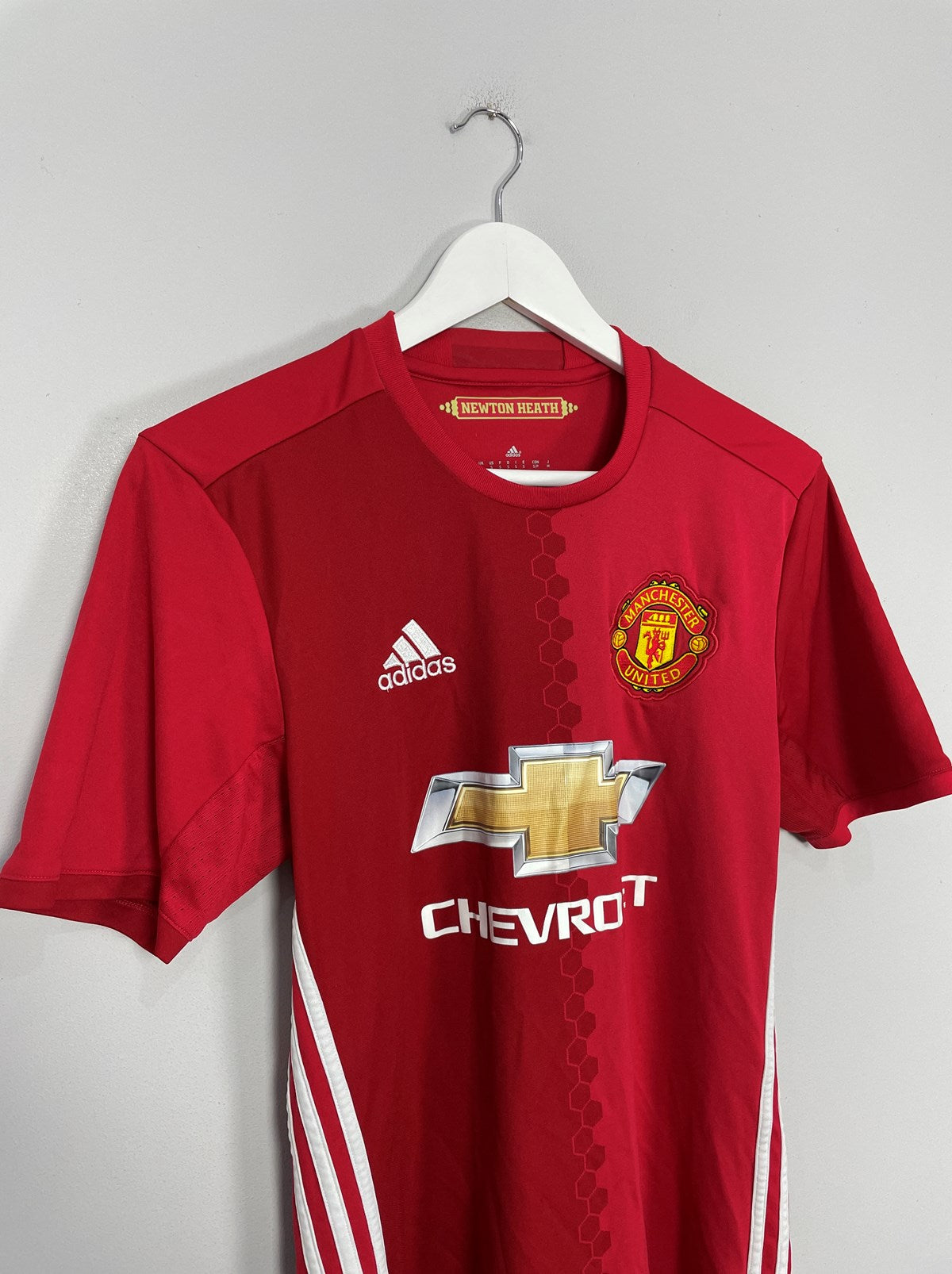 Shop 2016/17 MANCHESTER UNITED HOME SHIRT (S) ADIDAS, classic football shirts, vintage football shirts & retro soccer jerseys at Cult Kits