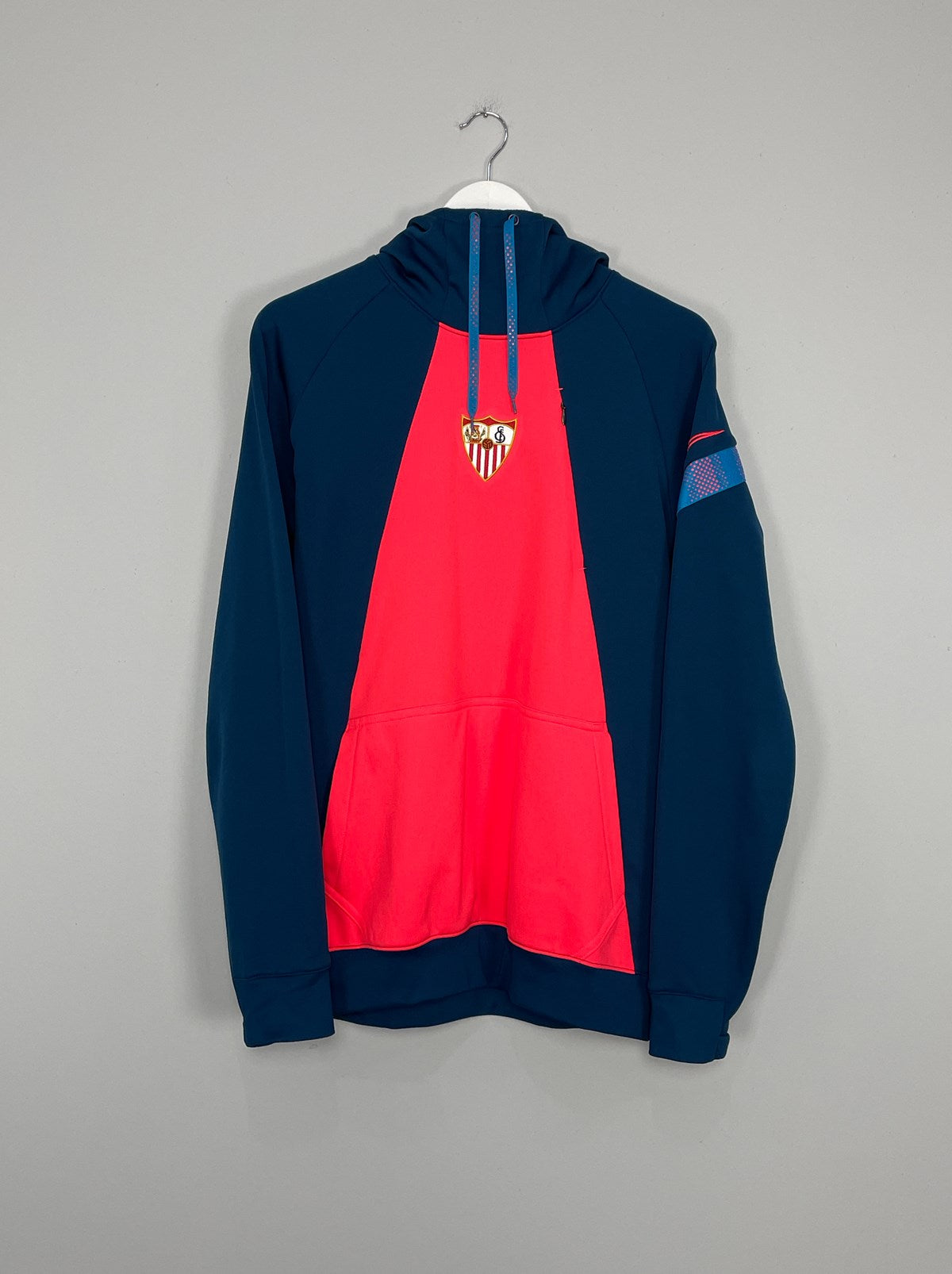 Shop 2020/21 SEVILLA NIKE TRAINING HOODIE (M), classic football shirts, vintage football shirts & retro soccer jerseys at Cult Kits