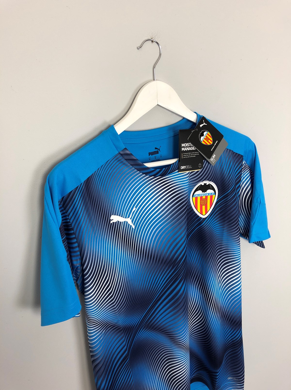 Shop 2019/20 Valencia *BNWT* Stadium Shirt (Multiple Sizes) Puma, classic football shirts, vintage football shirts & retro soccer jerseys at Cult Kits