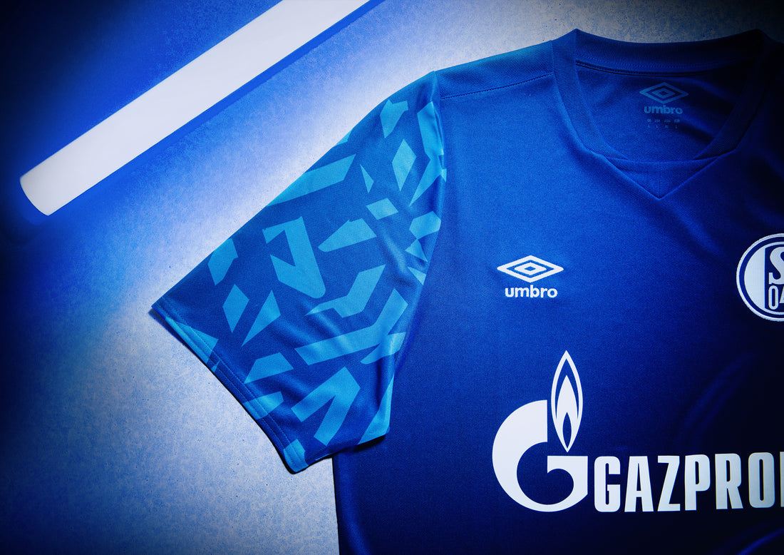FROM DARKNESS COMES LIGHT:  NEW FC SCHALKE 04 HOME KIT