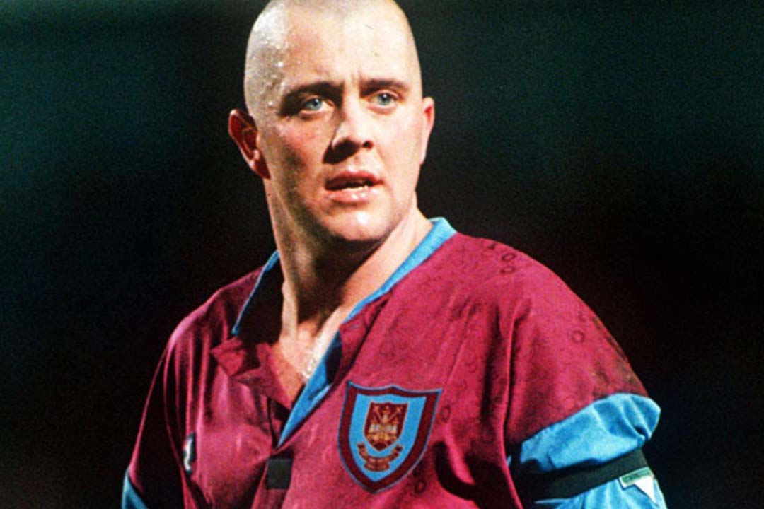 CULT HEROES – JULIAN DICKS - Cult Kits