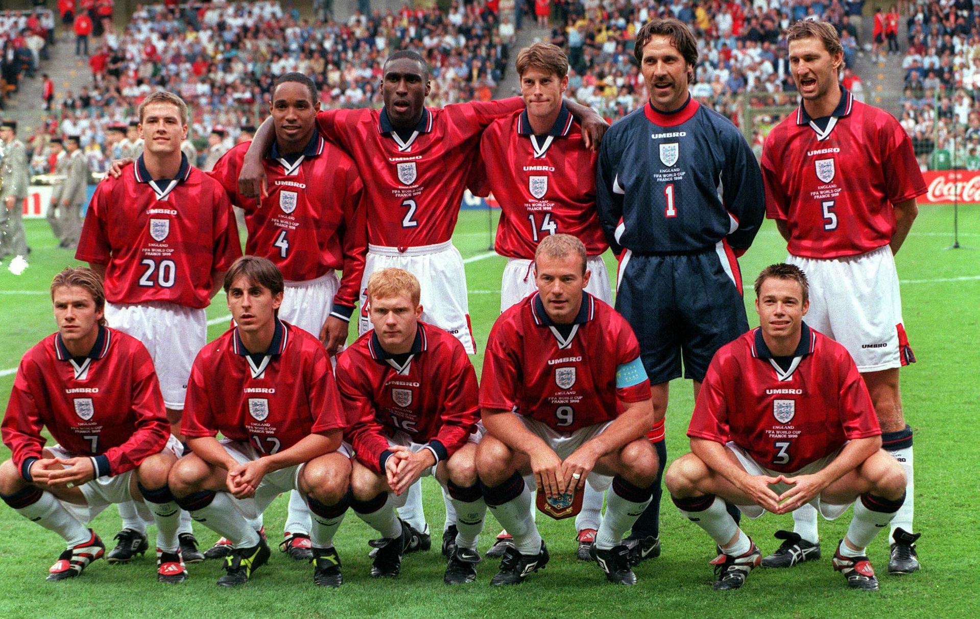 cult kits - England 1998, Adams, Shearer, Scholes, Beckham vintage football shirt and classic soccer jersey