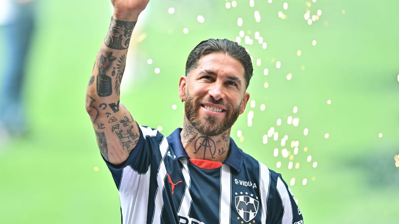 cult kits - Sergio Ramos Monterrey vintage football shirt and classic soccer jersey