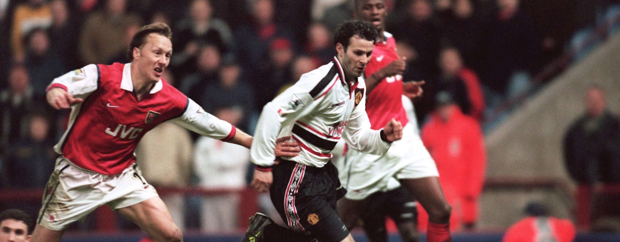 ETCHED IN MEMORY: MAN UNITED 2 – 1 ARSENAL - Cult Kits