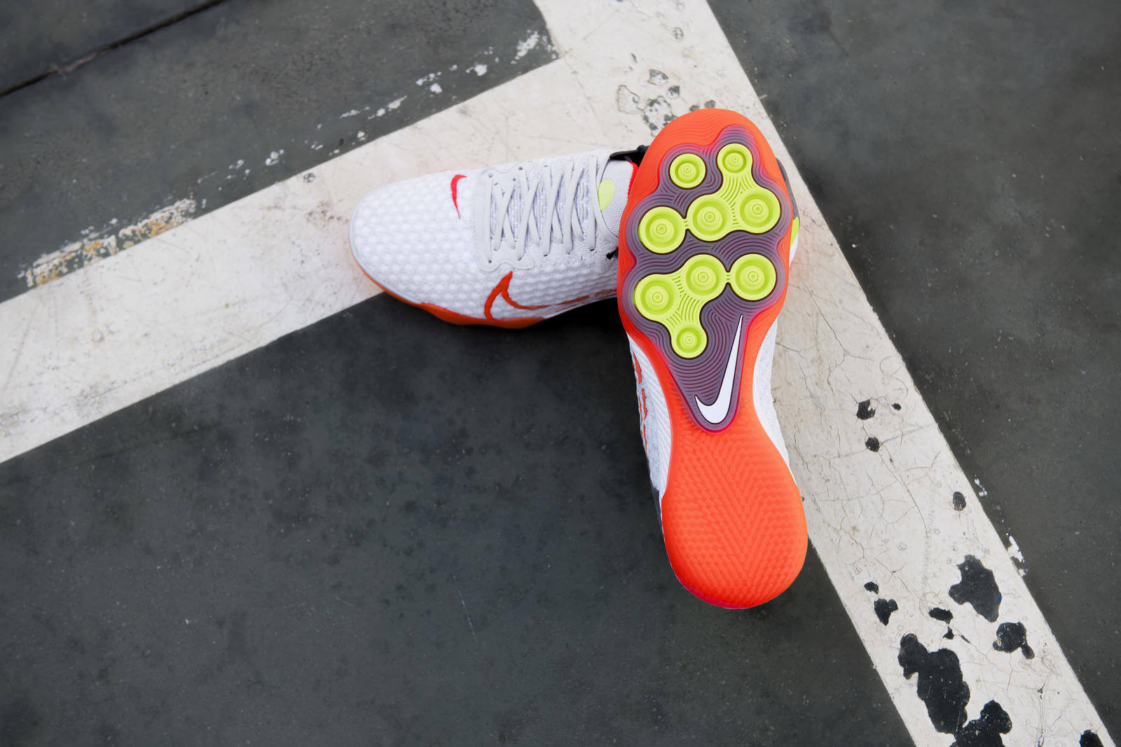 FUTSAL-FOCUSED NIKE REACT GATO - Cult Kits