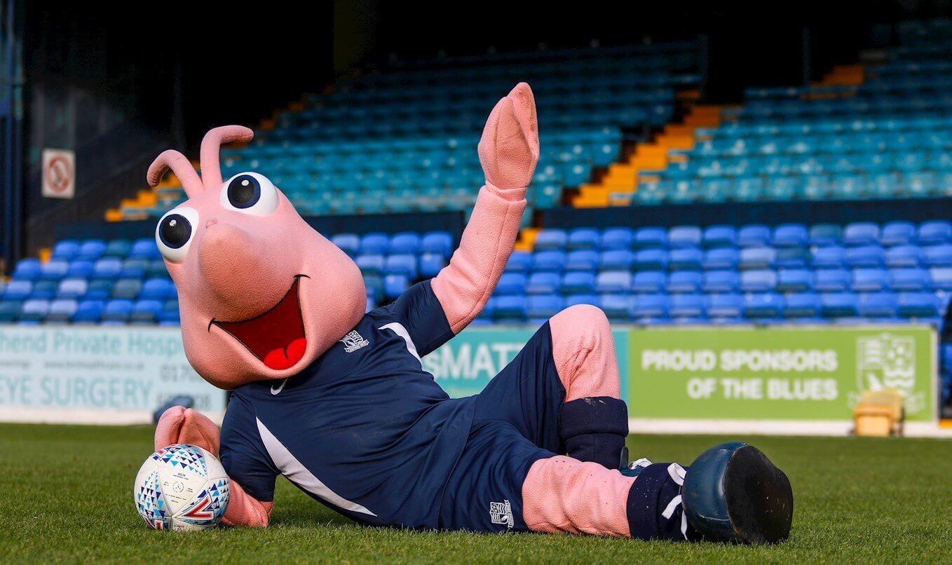 THE 10 WEIRDEST MASCOTS - Cult Kits