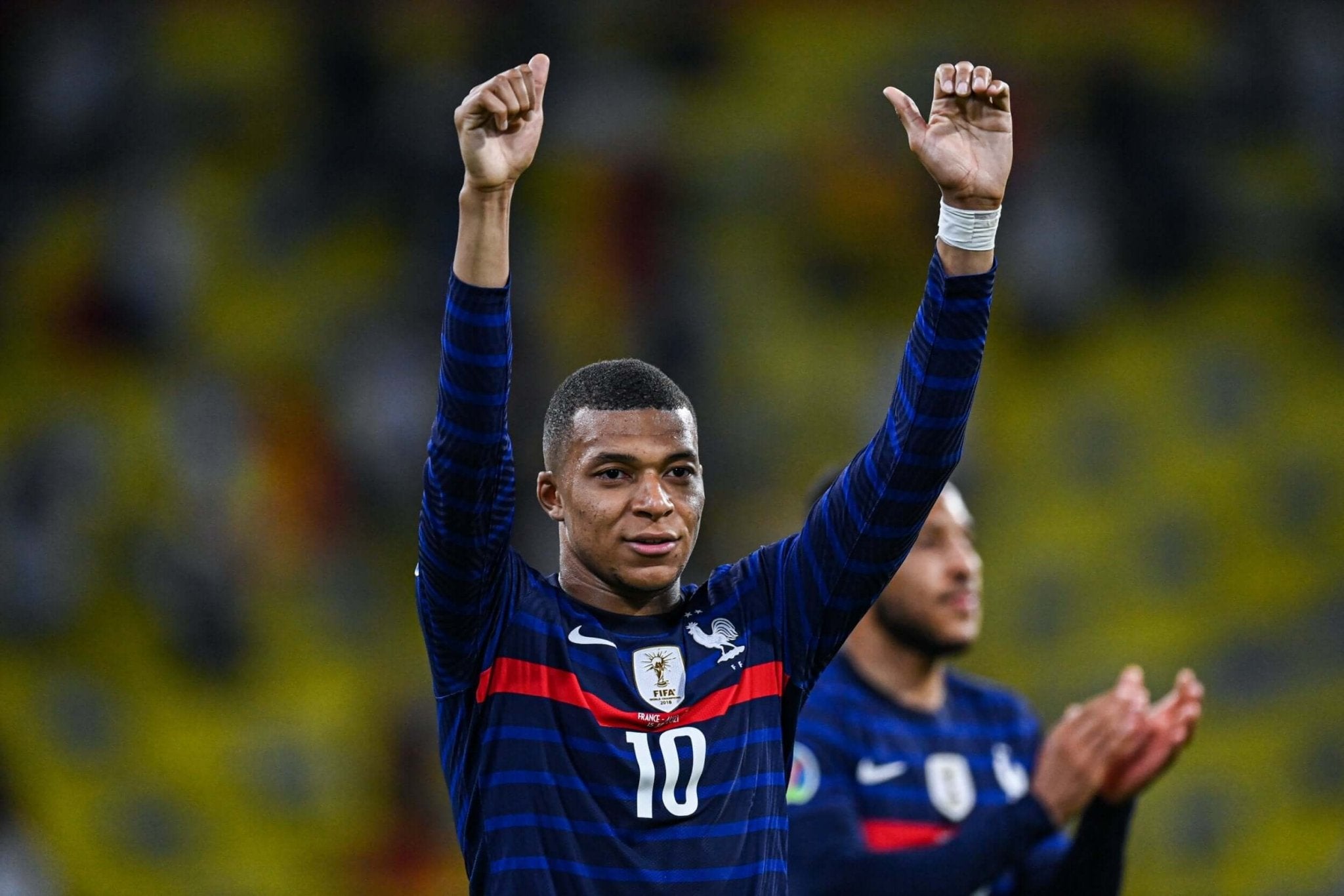 The rise of base layers and the disappearance of the long sleeved shirt - Cult Kits
