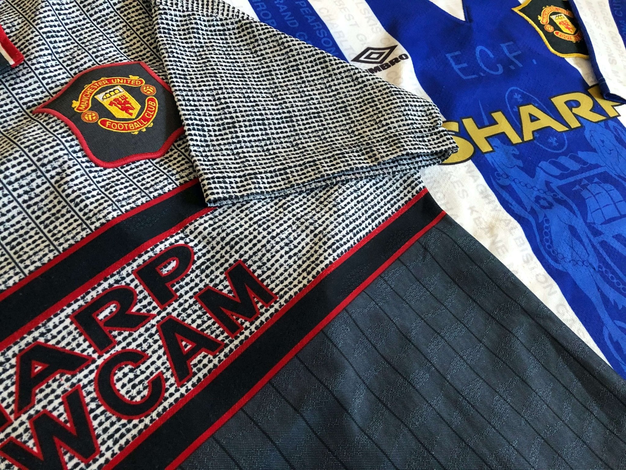 UNITED'S HALF TIME KIT CHANGE AT SOUTHAMPTON - Cult Kits