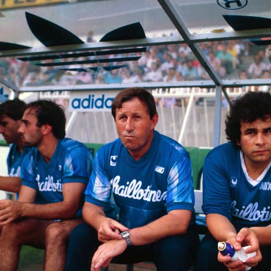 UNTOLD STORIES: GUY ROUX & AUXERRE - Cult Kits