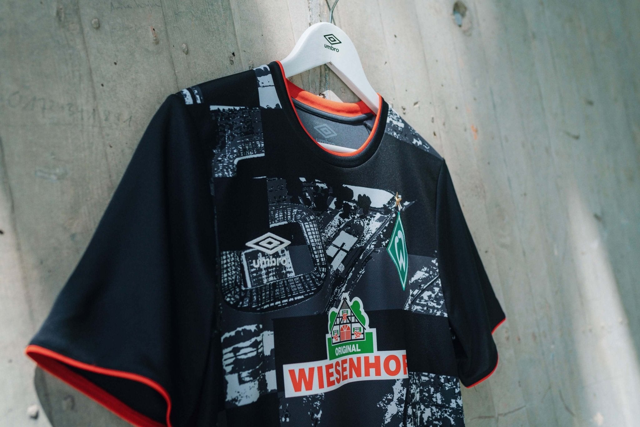 WERDER BREMEN LAUNCHED “CITY” KIT - Cult Kits